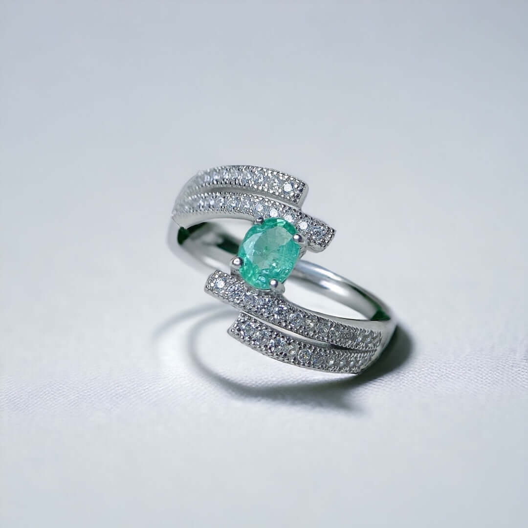 18K Platinum Emerald Statement Ring for Women - Elegant Green Gemstone Jewelry for Engagement, Wedding & Special Occasions | NS2405