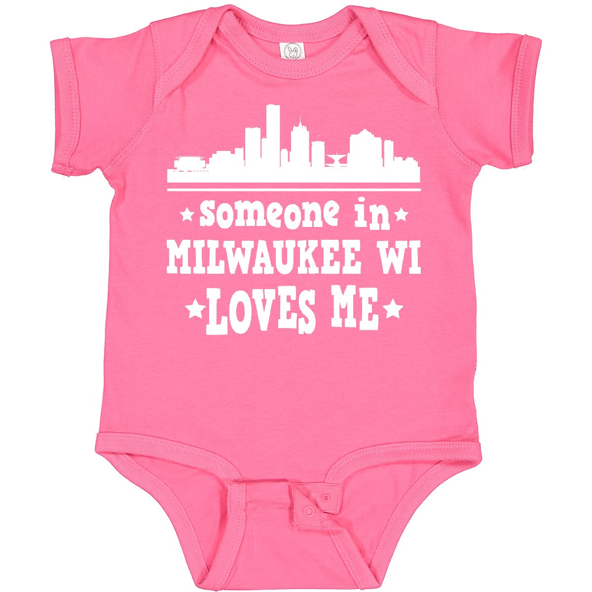 Inktastic Milwaukee Wisconsin 'Someone Loves Me' Baby Bodysuit - Soft Cotton Cute Infant Onesie for Newborns & Toddlers - Perfect for Family Photos, Gifts & Everyday Wear