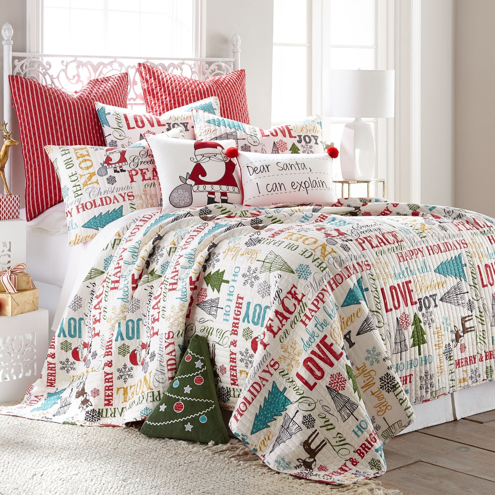 Santa Claus Lane Quilt Set - Christmas Themed Bedding Collection for Holiday Decor - Perfect for Festive Bedroom, Cozy Winter Nights & Christmas Gift Giving