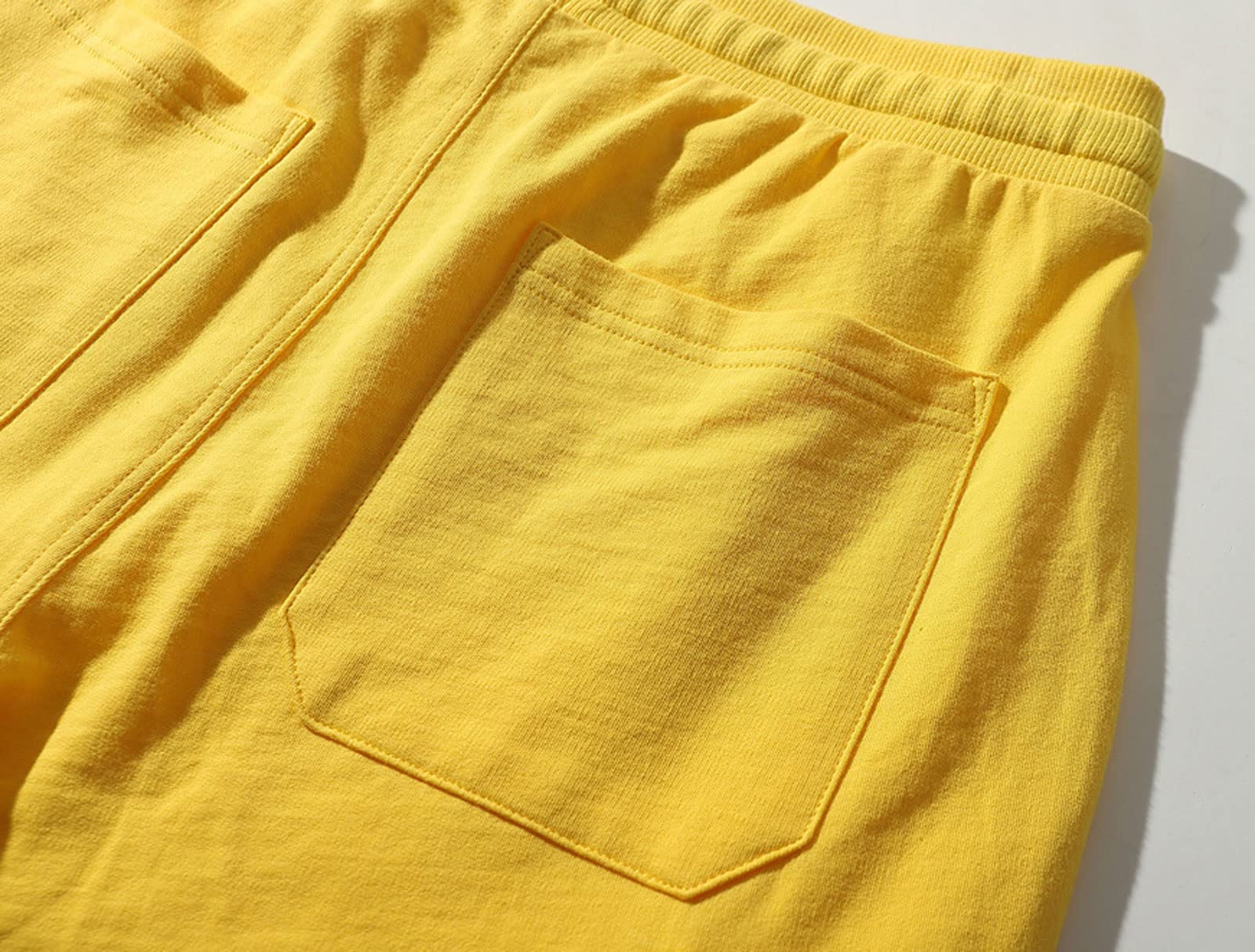 HOW'ON Women's Cargo Shorts - Comfortable Casual Bermuda Shorts with Multiple Pockets for Hiking, Travel & Summer Outdoor Activities