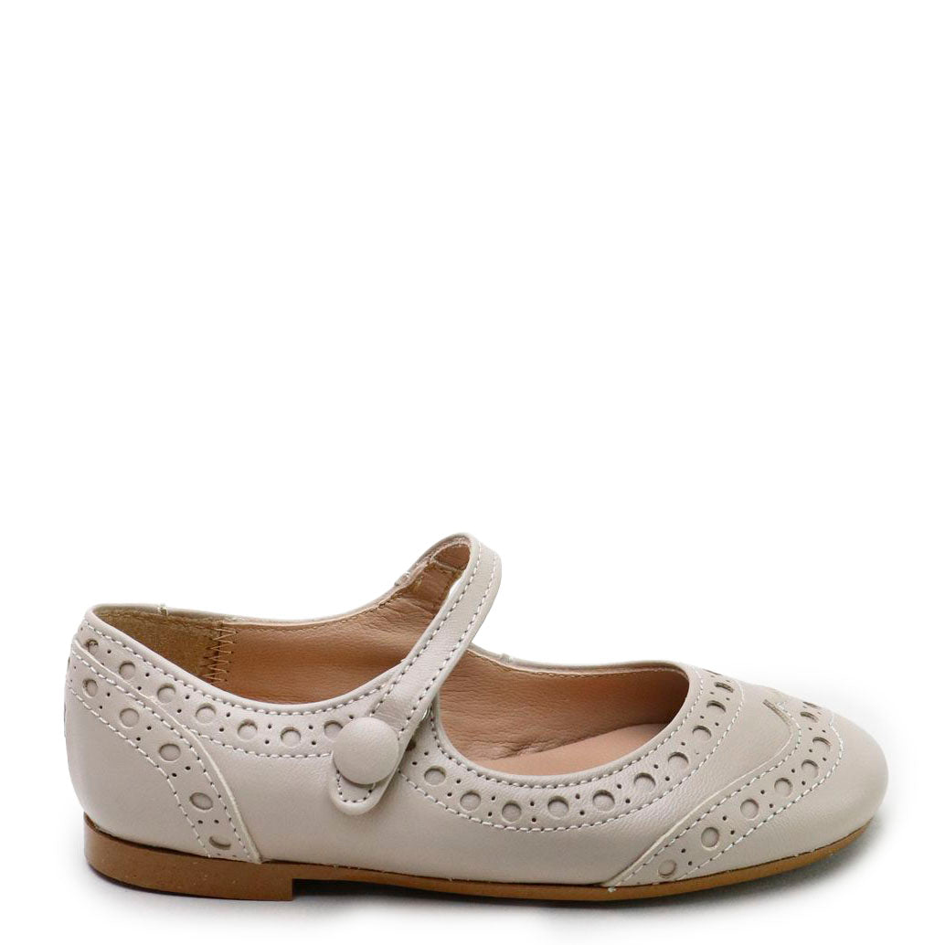 Stylish Wingtip Mary Jane Shoes for Women - Comfortable & Elegant Sandals for Work, Parties & Casual Wear