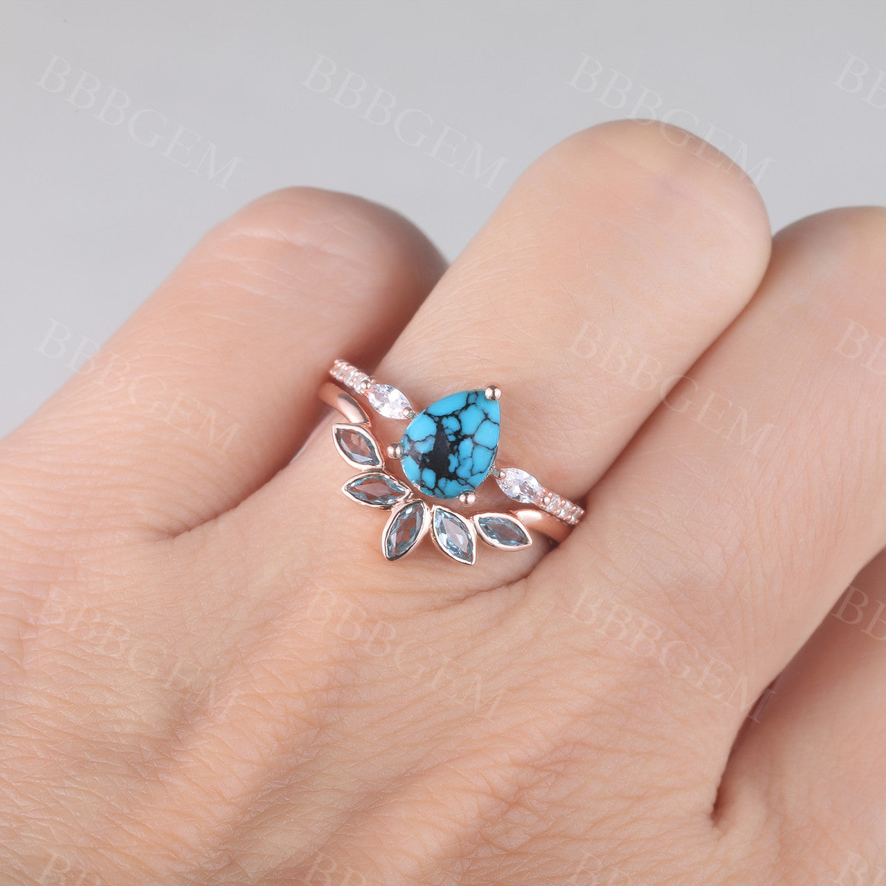 Turquoise Engagement Ring & Rose Gold Wedding Ring Set with Diamonds – Perfect for Bridal Jewelry, Proposals, and Anniversary Gifts