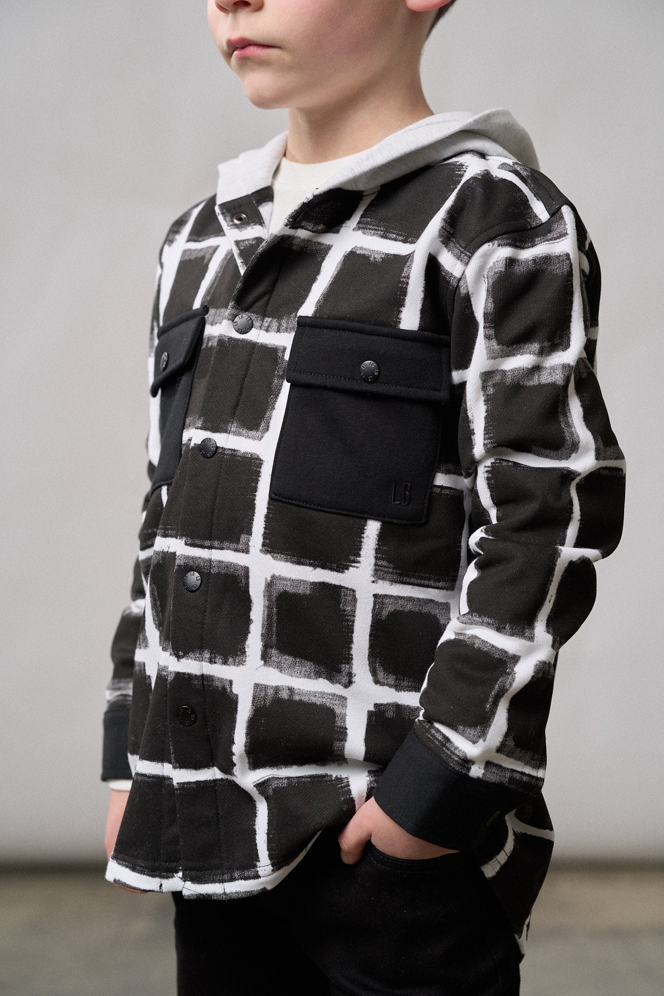 Stylish Checkered Hooded Shacket for Men & Women - Cozy Fleece Lined Jacket for Fall & Winter - Perfect for Outdoor Activities & Casual Wear