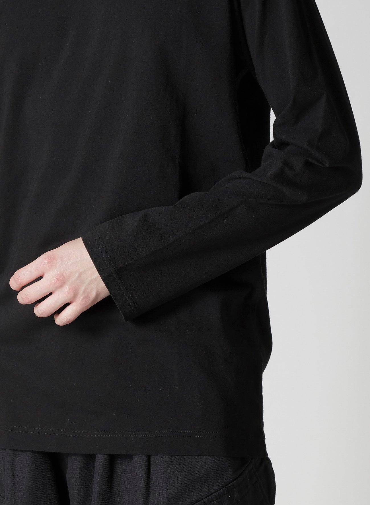 Premium Cotton Single Jersey Round Neck Long Sleeve T-Shirt - Soft & Breathable for Men & Women - Perfect for Casual Wear, Layering & Everyday Comfort