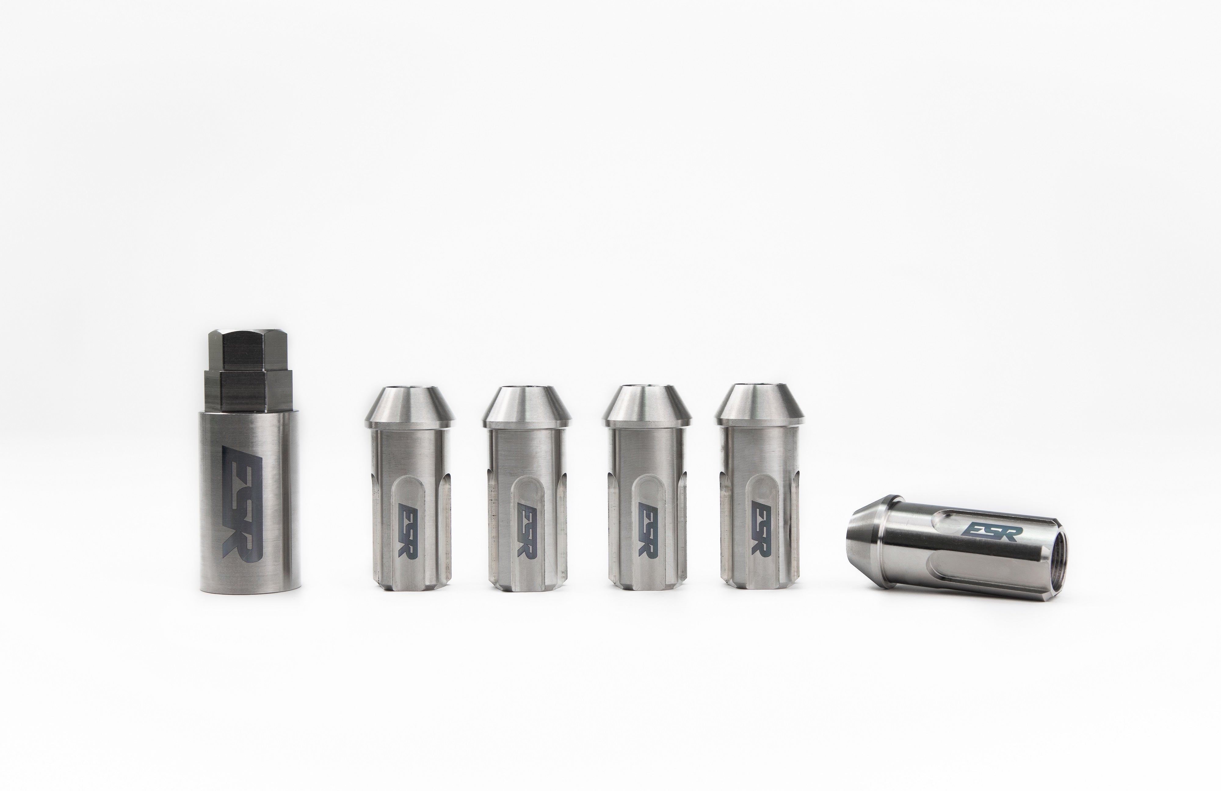 SILVER TITANIUM