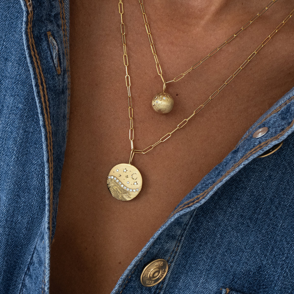 Celestial Wave Pendant Necklace - Elegant Moon & Star Jewelry for Women - Perfect for Everyday Wear, Gift Giving & Special Occasions
