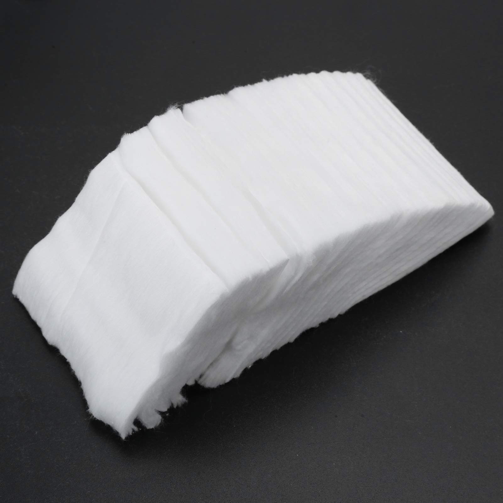 Soft & Thick 500-Piece Absorbent Cosmetic Cotton Pads for Makeup Removal & Skincare | Gentle Facial Cleansing & Toner Application | Hypoallergenic Beauty Tools