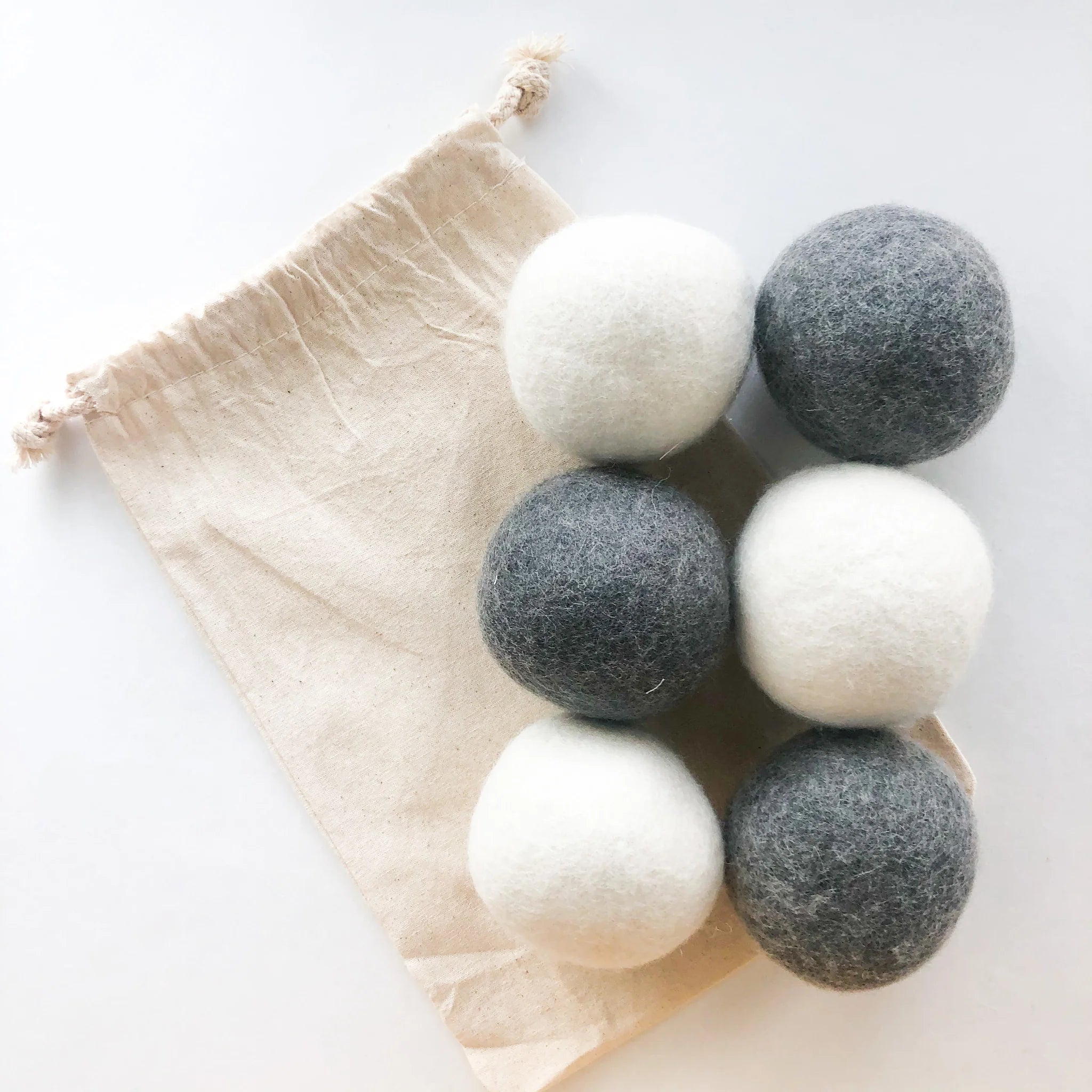 Organic Wool Dryer Balls Set of 6 - 100% Natural Handmade Laundry Helper for Soft, Static-Free Clothes | Perfect for Eco-Friendly Fabric Care & Reducing Drying Time