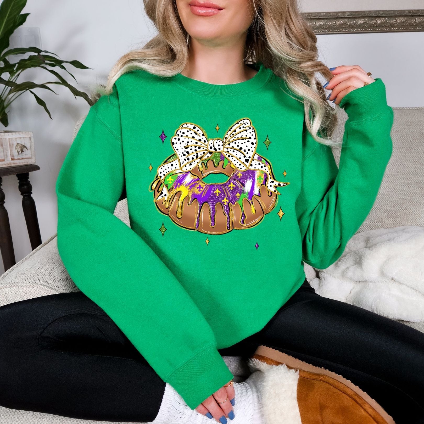 King Cake Bow Graphic Sweatshirt - Cute Mardi Gras Sweater for Women | Perfect for Carnival Parties, Festive Celebrations & Casual Winter Wear