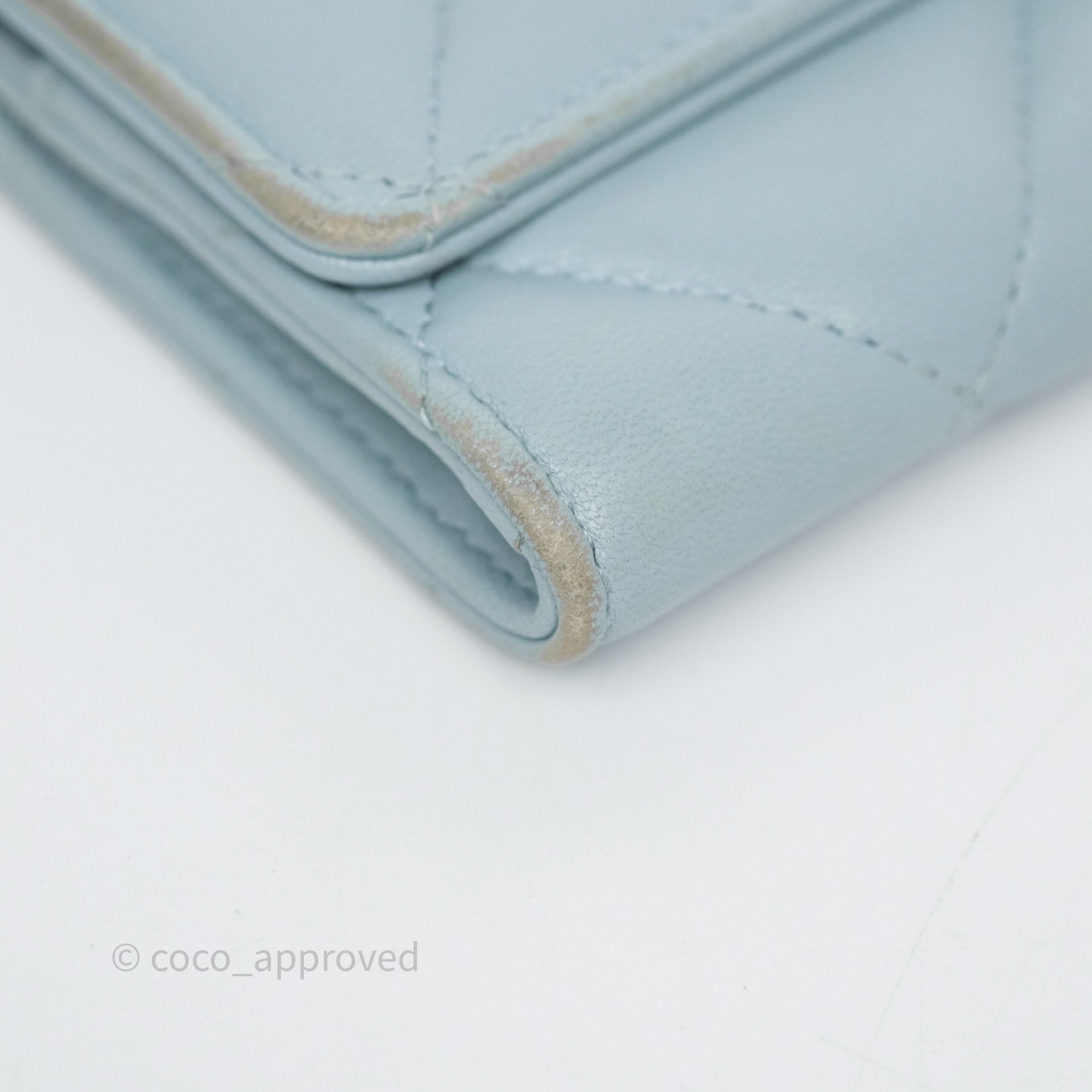 Chanel 19 Flap Card Holder in Light Blue Lambskin - Luxury Leather Wallet for Women | Perfect for Everyday Use, Travel & Gift Giving