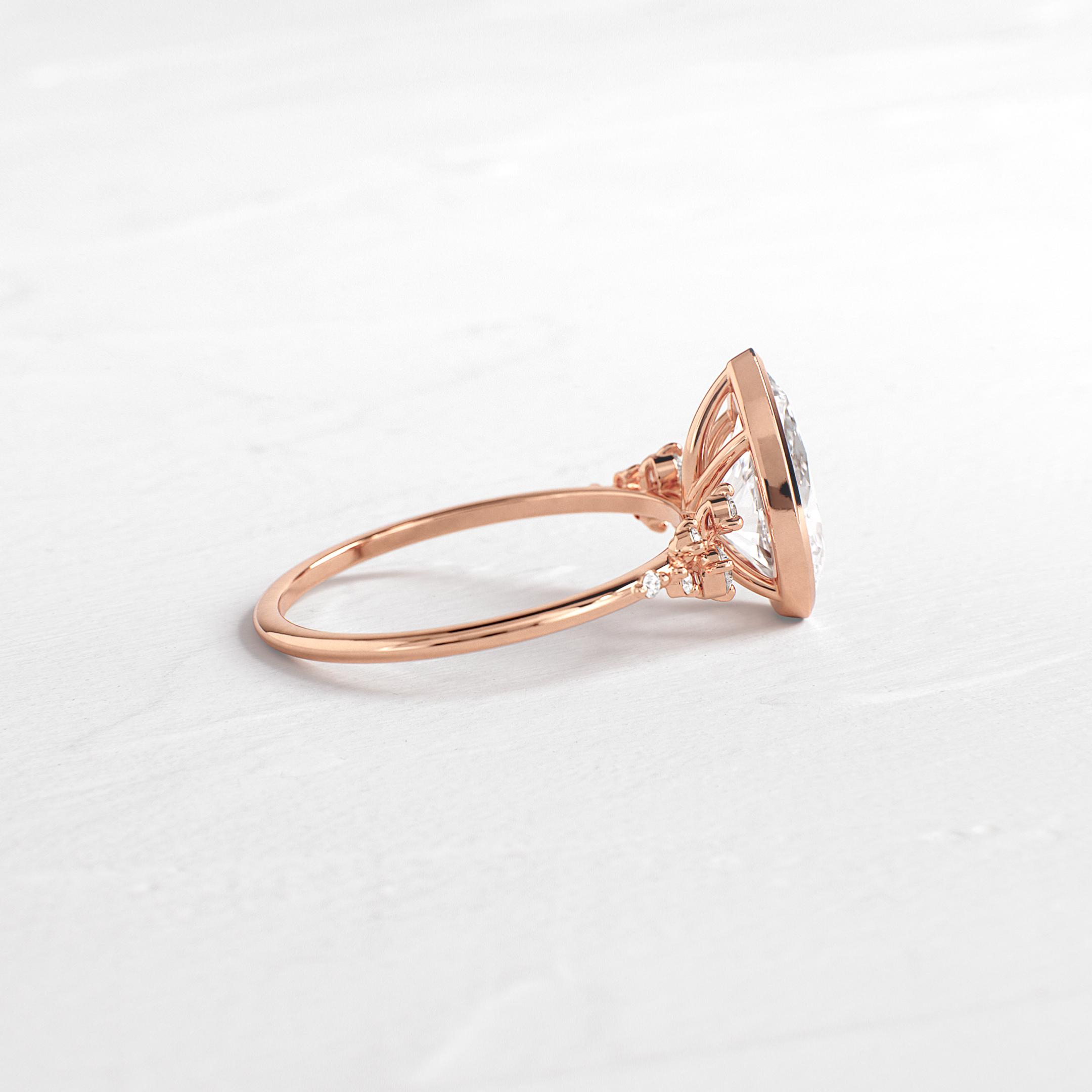 Elegant Bezel Snowdrift Ring with Pear Cut Gemstone - Perfect for Weddings, Anniversaries & Special Occasions