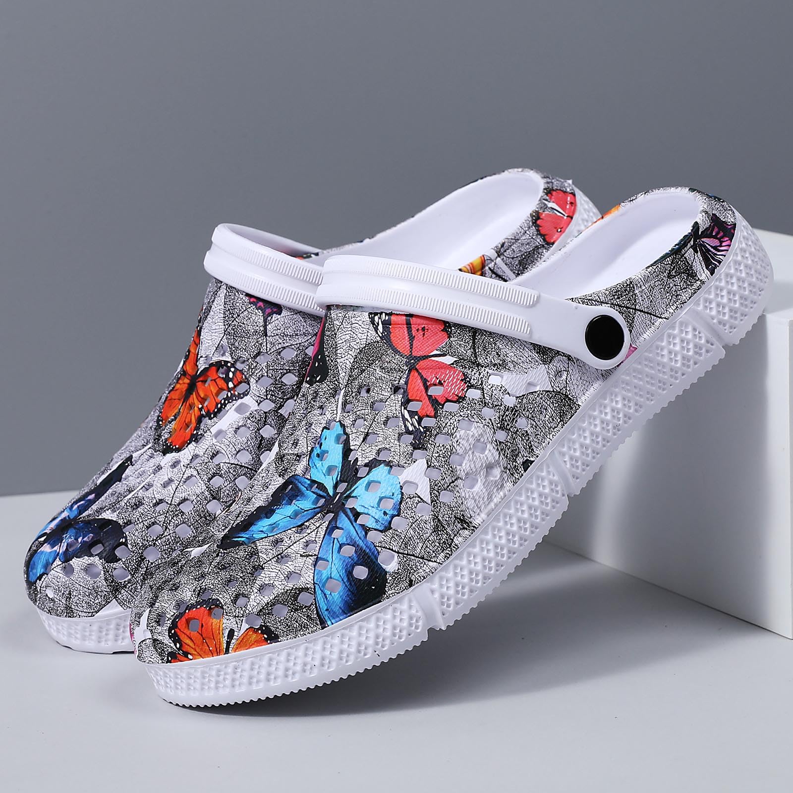 **YUKTOPA Women's & Unisex Summer Garden Clogs - Non-Slip Quick-Drying Sandals & Casual Slippers for Beach, Pool, and Outdoor Wear**