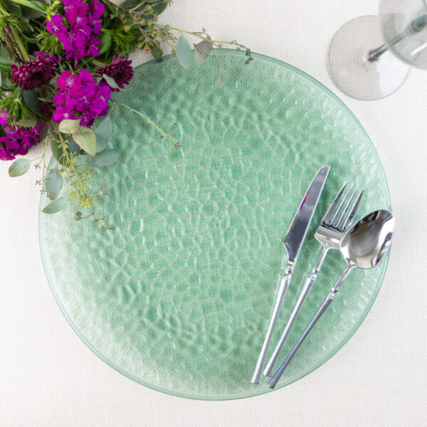 13-Inch Green Translucent Hammered Plastic Charger Plates - Set of 4 | Elegant Dinnerware for Wedding, Party & Holiday Table Decor