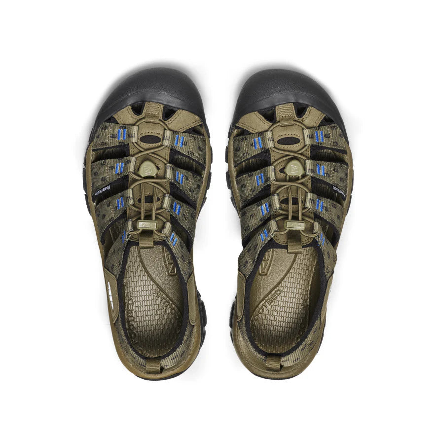 ÉTUDES STUDIO Men's Newport Retro Sneakers in Olive Green - Stylish Casual Shoes for Urban Streetwear & Everyday Wear