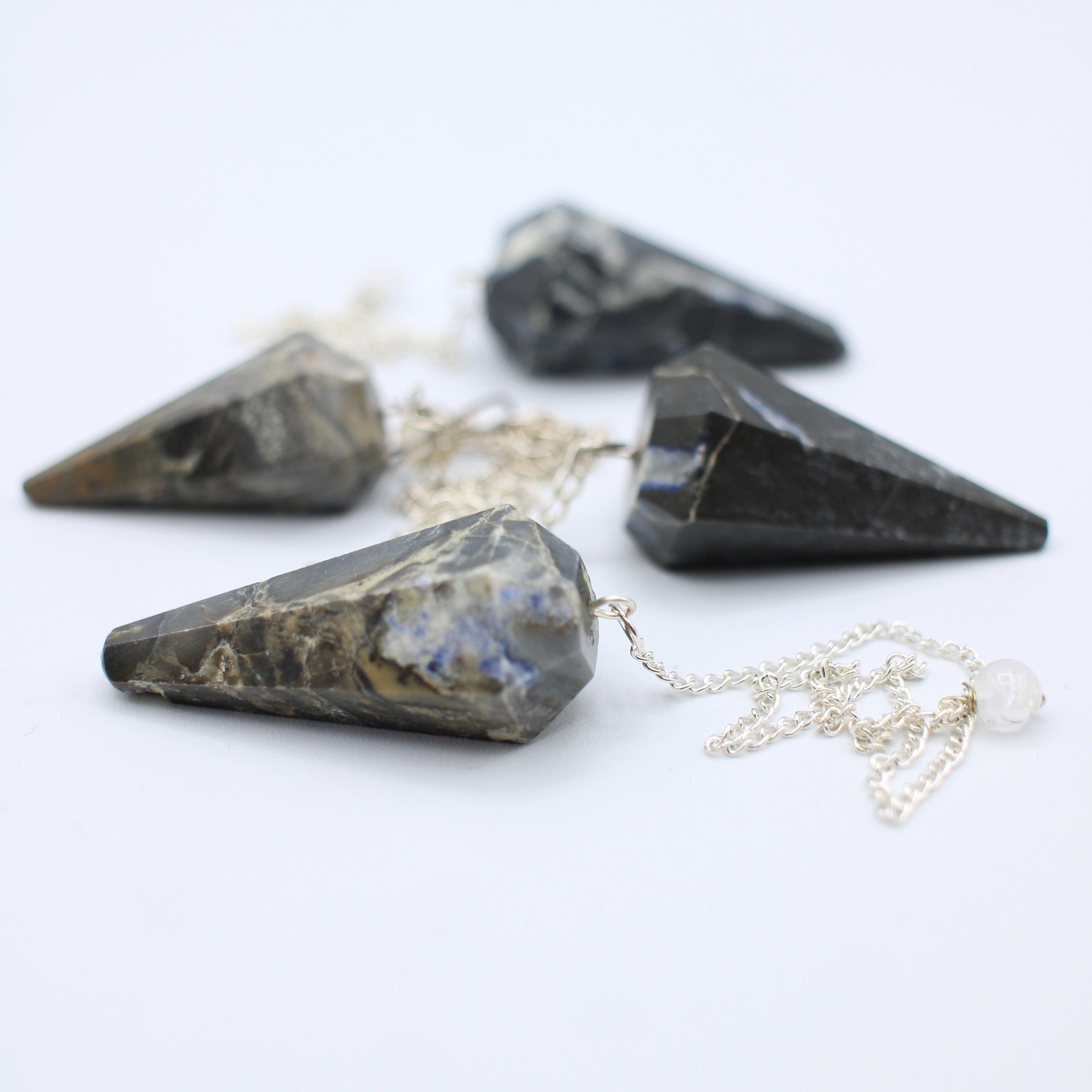 Natural Canadian Sodalite in Matrix Pendulum - Healing Crystal for Meditation, Chakra Balancing & Spiritual Growth - Perfect for Reiki, Energy Work & Home Decor