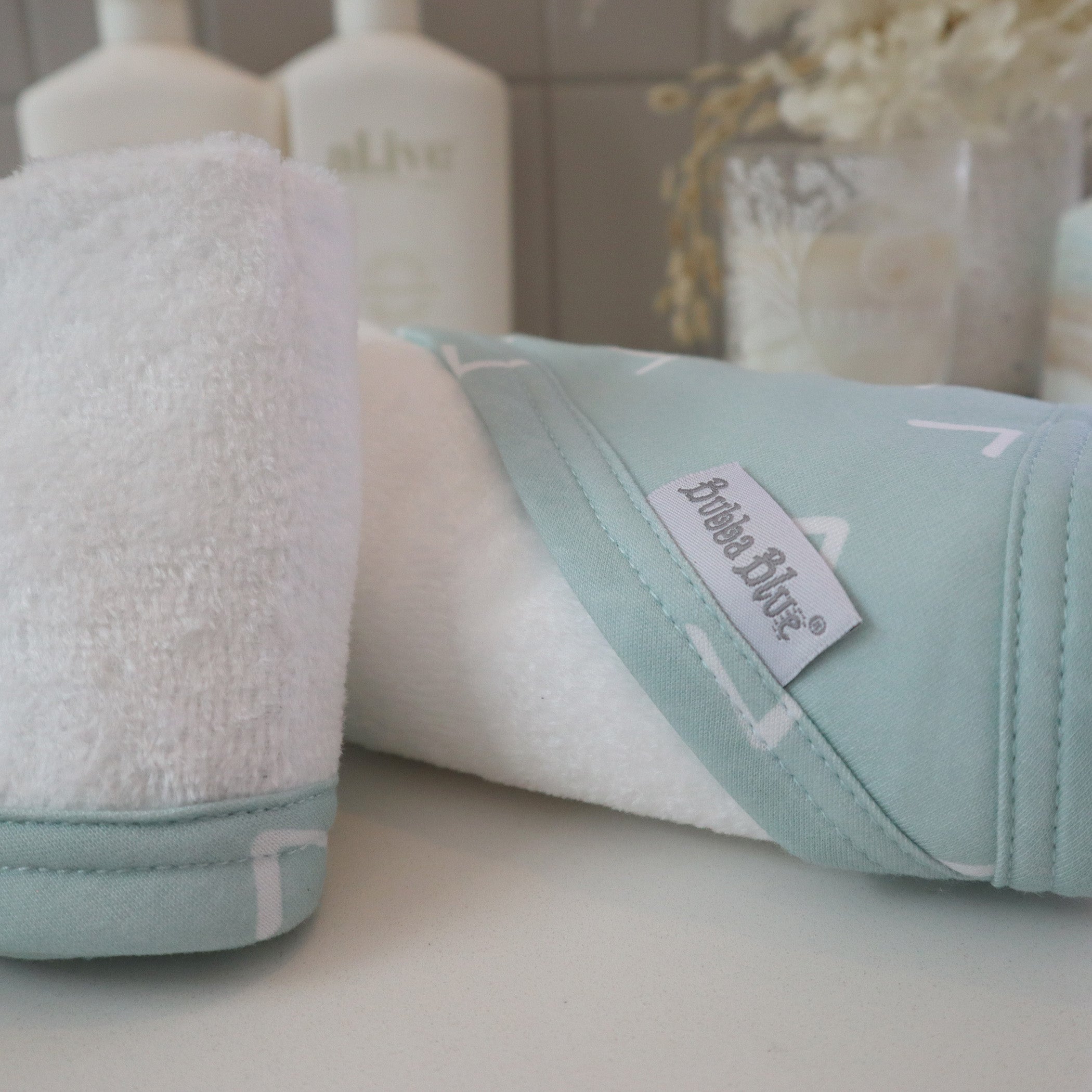 Nordic Style 2-Pack Hooded Baby Towel Set - Soft Dusty Sky & Mint for Newborns, Infants | Perfect for Bath Time, Swimming, and Beach Outings