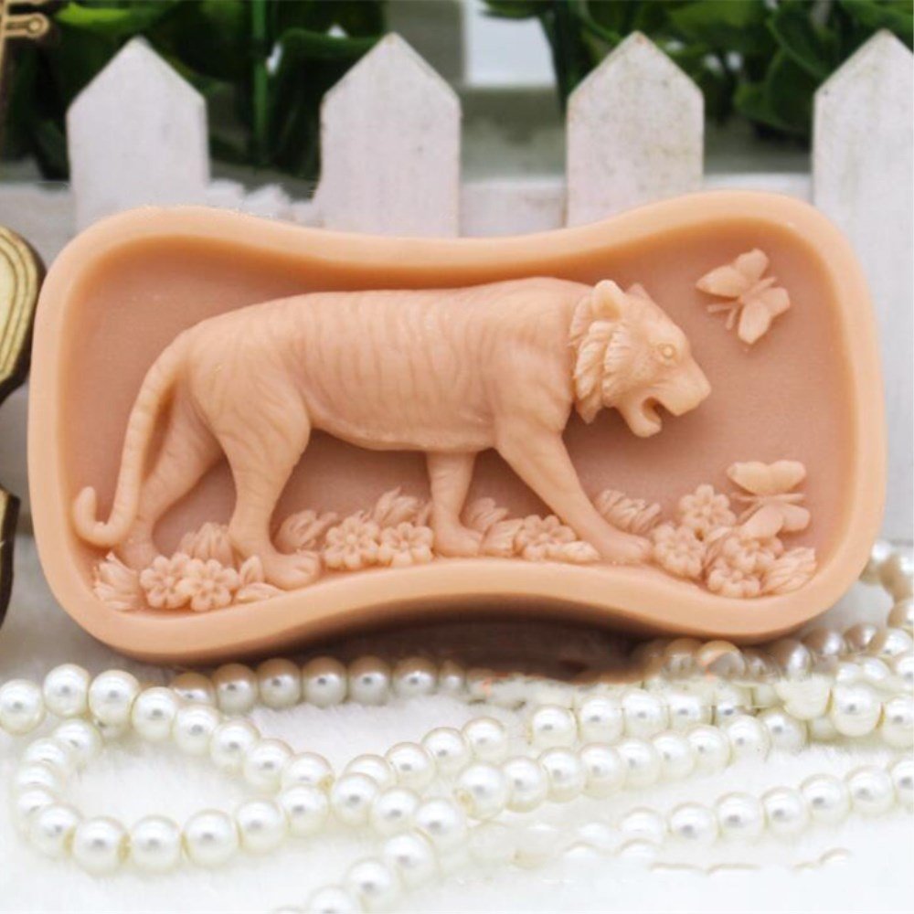 Grainrain Silicone Flower Soap Mold - Handmade Soap Making Kit for DIY Craft, Floral Soap Molds (11331) - Perfect for Wedding Favors, Baby Showers & Home Decor Gifts