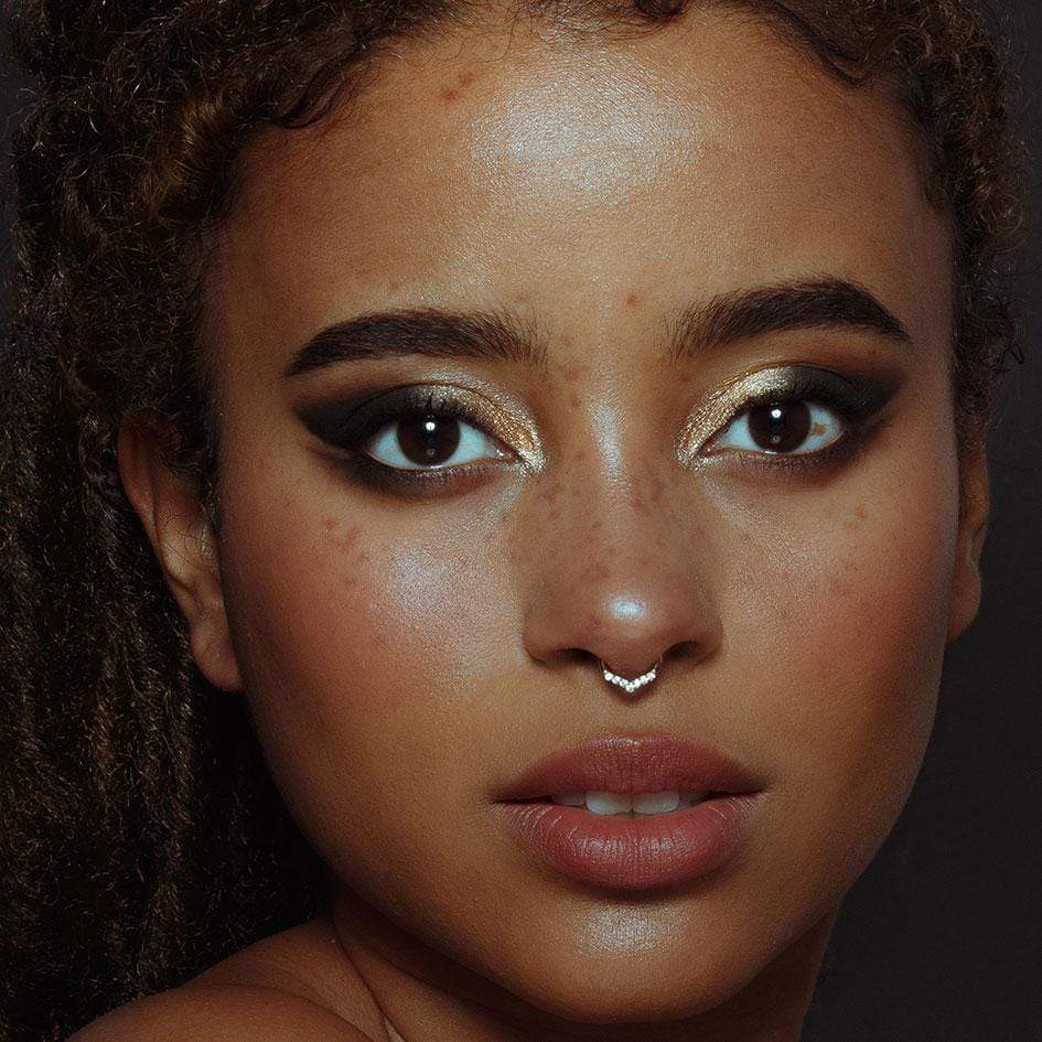 CUPID Chevron Silver Clicker Septum Ring - Stylish Body Jewelry for Piercings, Perfect for Everyday Wear & Special Occasions