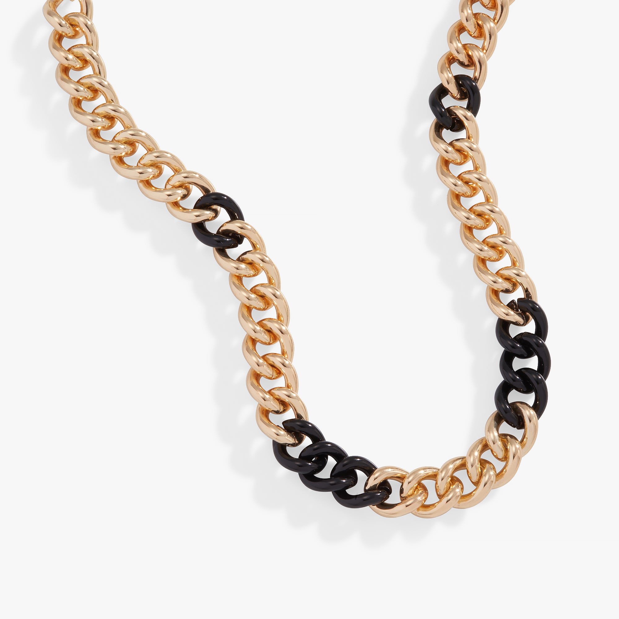 Trendy Color Block Chain Necklace for Women - Stylish Black Layering Necklace Jewelry for Casual Outfits & Evening Parties