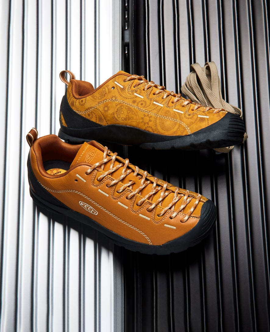 Men's Jasper Sneaker x T.H.C. - Stylish Nighttime Paisley Print Casual Shoes for Walking, Running & Streetwear Fashion