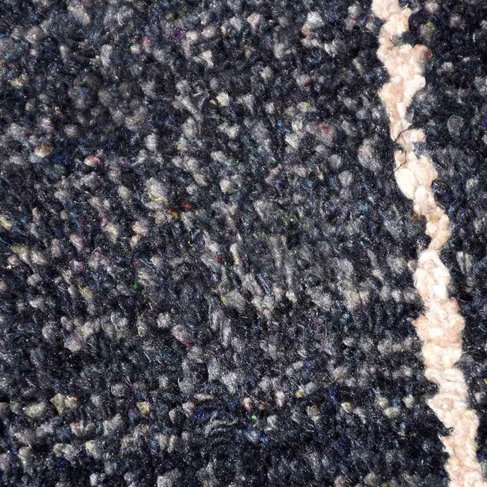 Hand-Knotted Diamond Pattern Area Rug - Luxurious & Durable for Living Room, Bedroom, or Office Decor