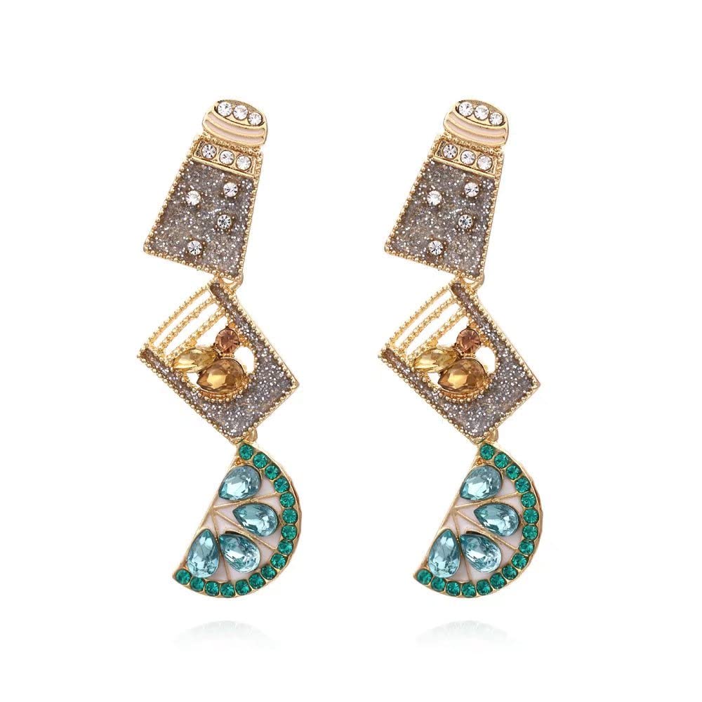 Sparkling Crystal Tequila Shot Earrings for Women - Cute Margarita Cocktail Dangle Earrings, Salt & Lime Design - Perfect for Summer, Pool Parties, Night Out & Bachelorette Jewelry Gifts