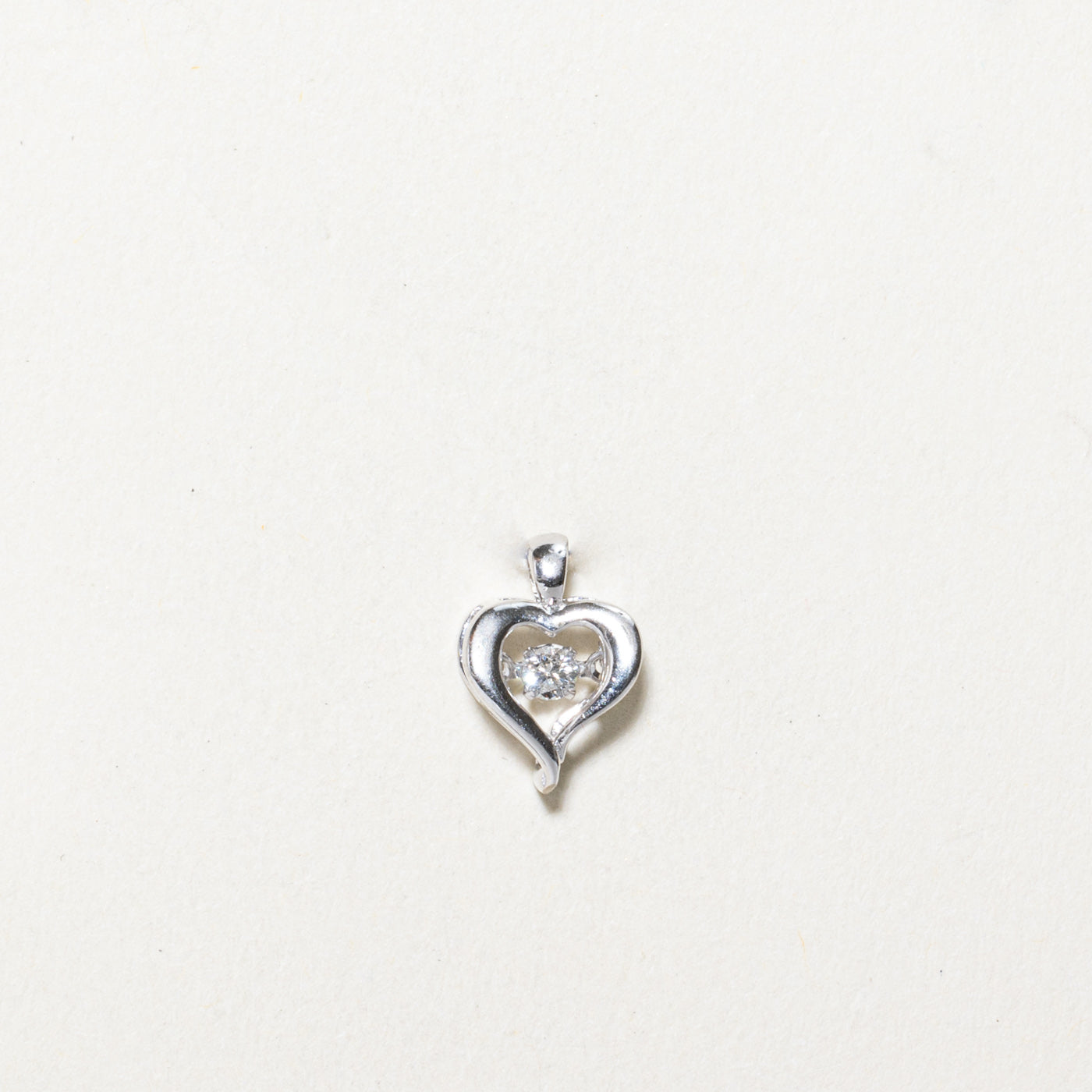 0.05ct Diamond Heart Pendant Necklace for Women - Elegant Swinging Heart Jewelry Gift for Valentine's Day, Anniversary & Special Occasions