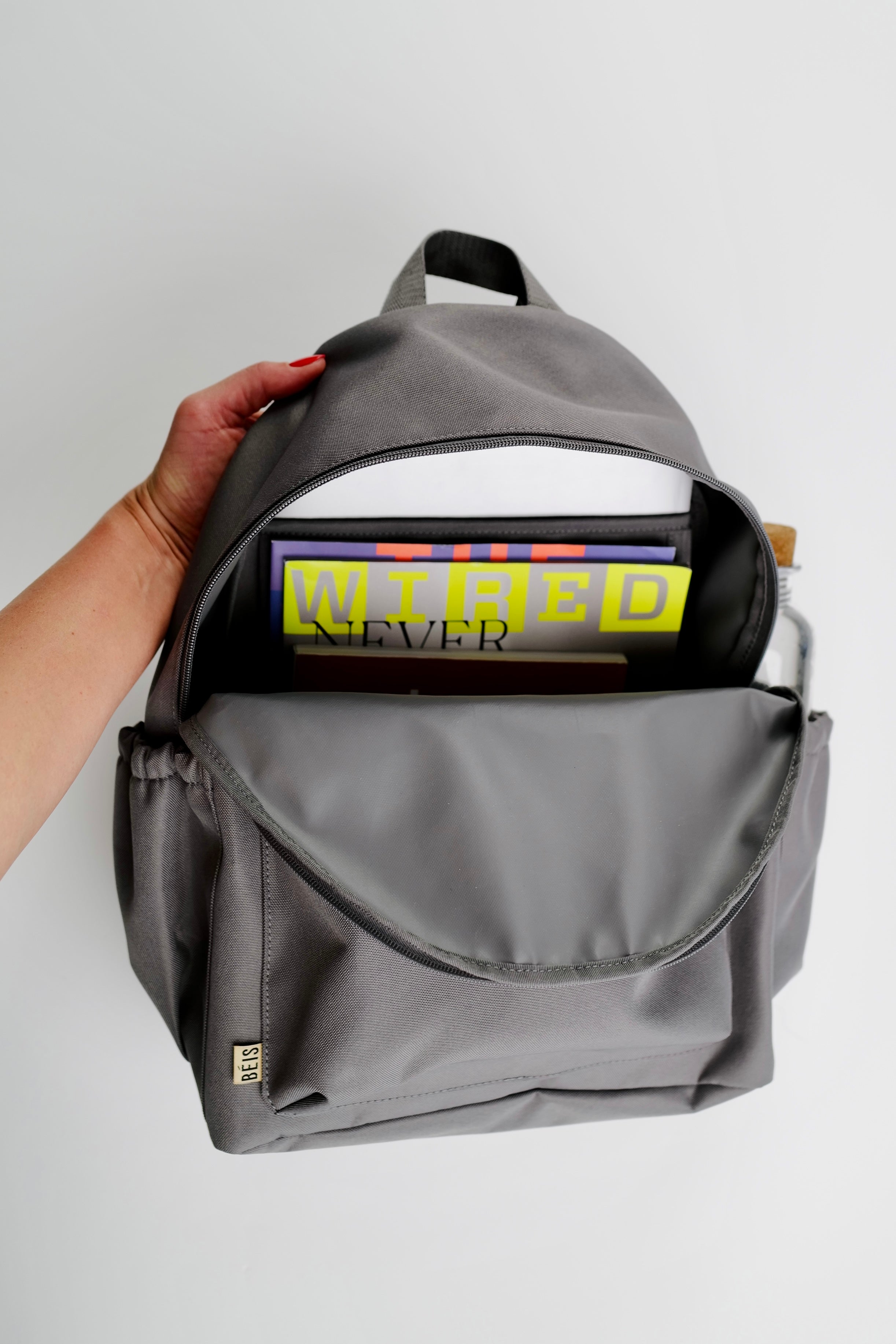 The BÉISics Backpack - Stylish Grey Laptop Backpack for Women & Men | Water-Resistant Travel Backpack for Work, School & Commuting