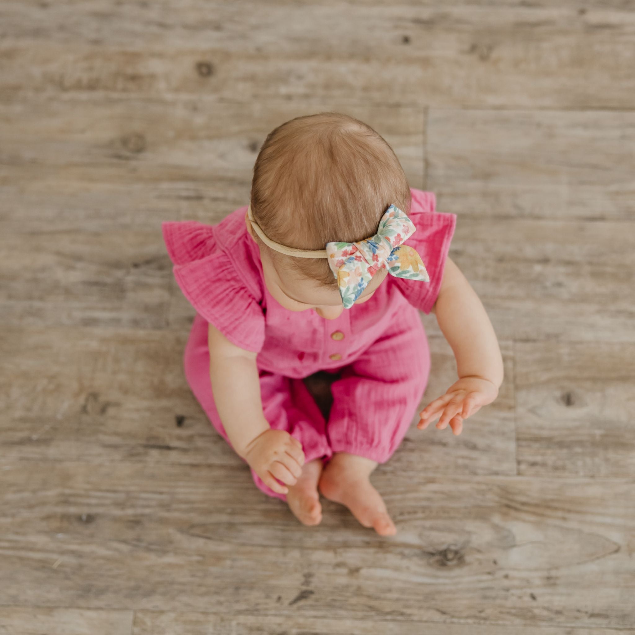 Classic Baby Hair Bow Headband for Girls - Adorable Lace & Ribbon Hair Accessories for Infants & Toddlers - Perfect for Birthday Parties, Photo Shoots & Special Occasions