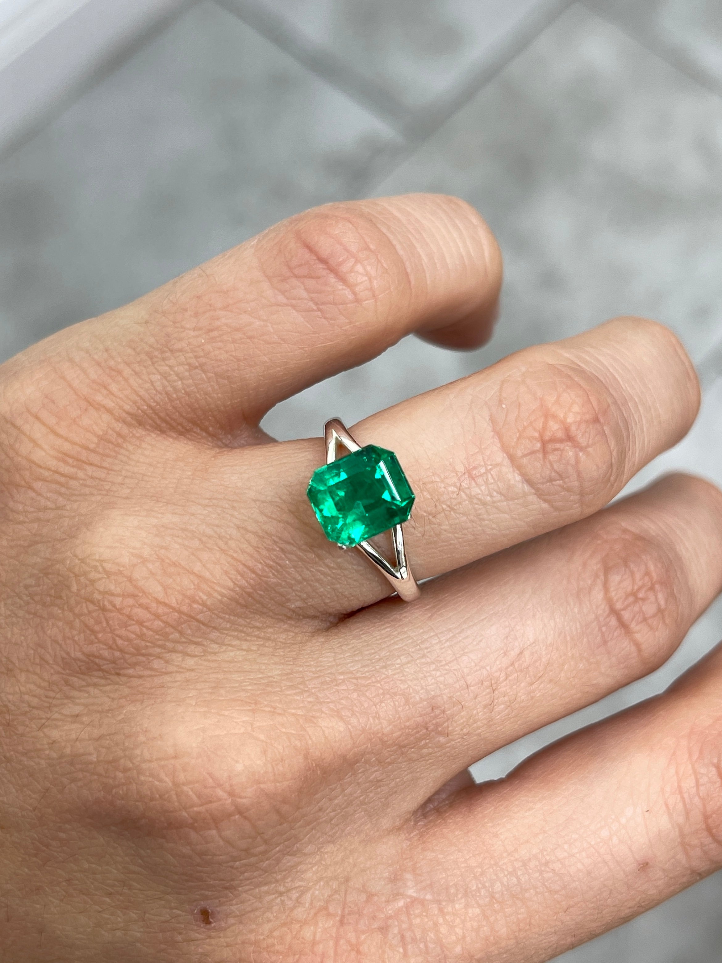 2.78 Carat 9x8 Vivid Green Chunky Emerald Cut Loose Colombian Emerald Gemstone for Jewelry Making, Engagement Rings & Luxury Gifts | Natural Green Emerald Stone for Necklaces, Earrings & Custom Designs