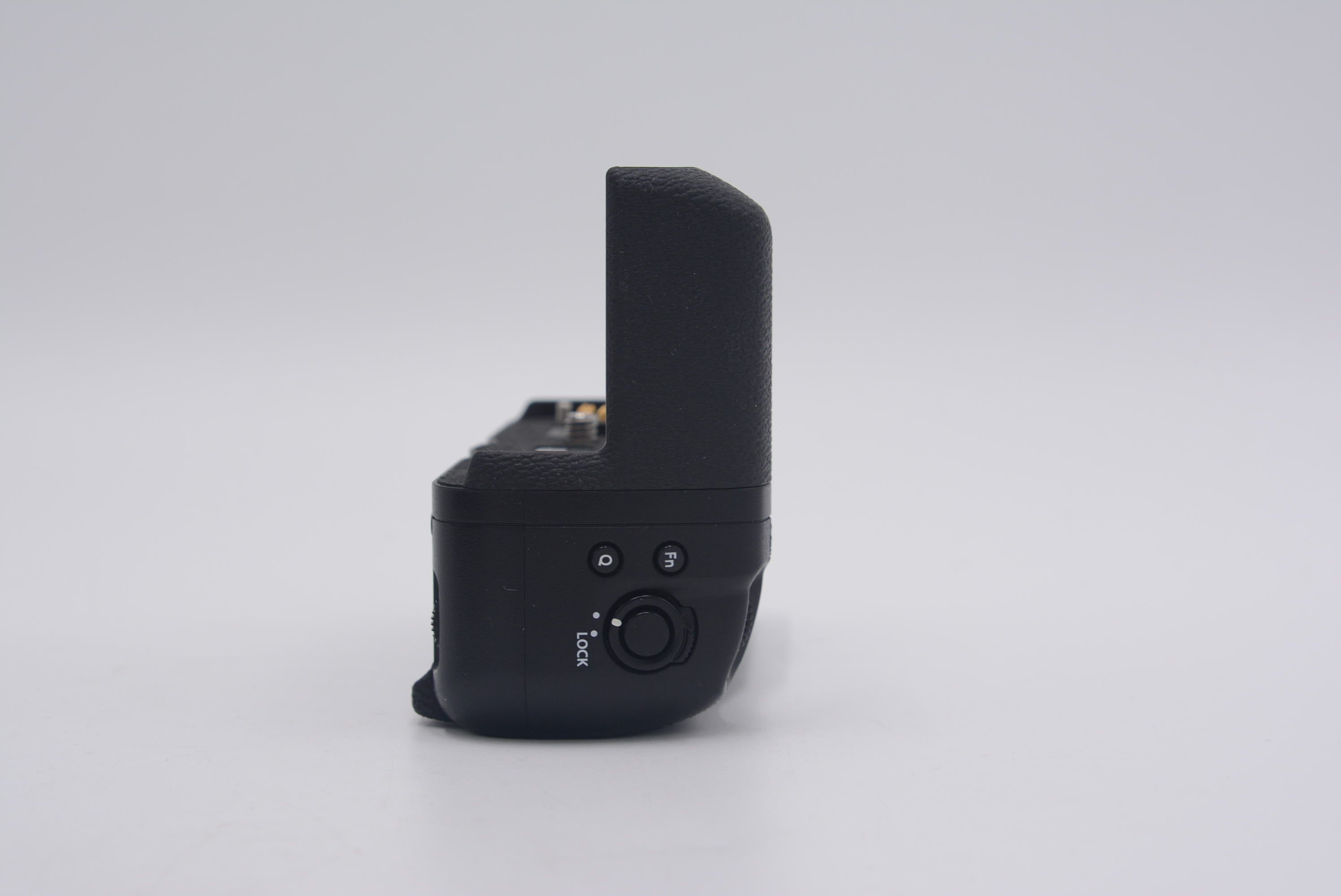 Fujifilm VG-XT3 Vertical Battery Grip for X-T3 Camera - Compatible with Fujifilm X-T3 DSLR - Used Condition | Perfect for Photography, Travel & Professional Shooting