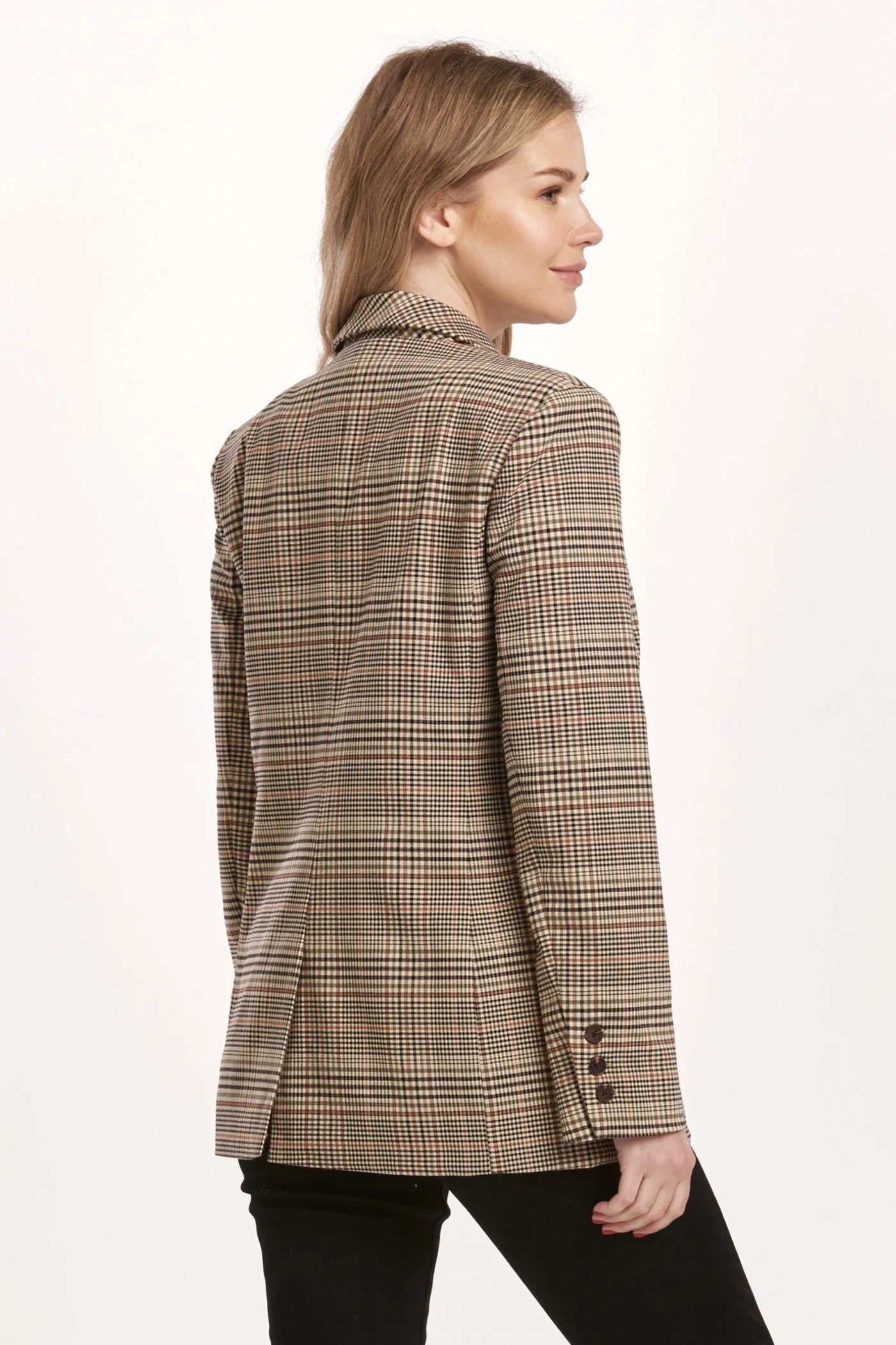 Stylish Clyde Notched Lapel Blazer in Umber Brown - Perfect for Business Meetings & Formal Events