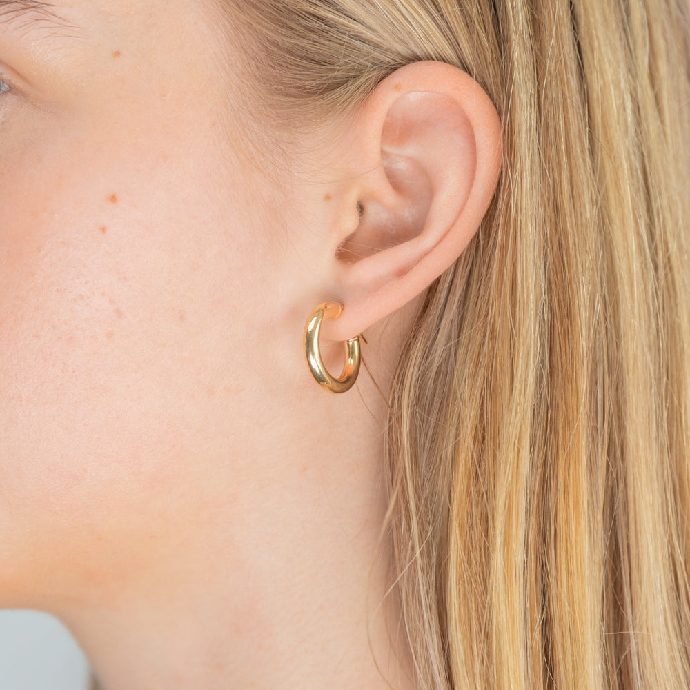 9ct Yellow Gold 10mm Hoop Earrings for Women - Classic Round Huggie Earrings for Everyday Wear, Gift Giving & Special Occasions