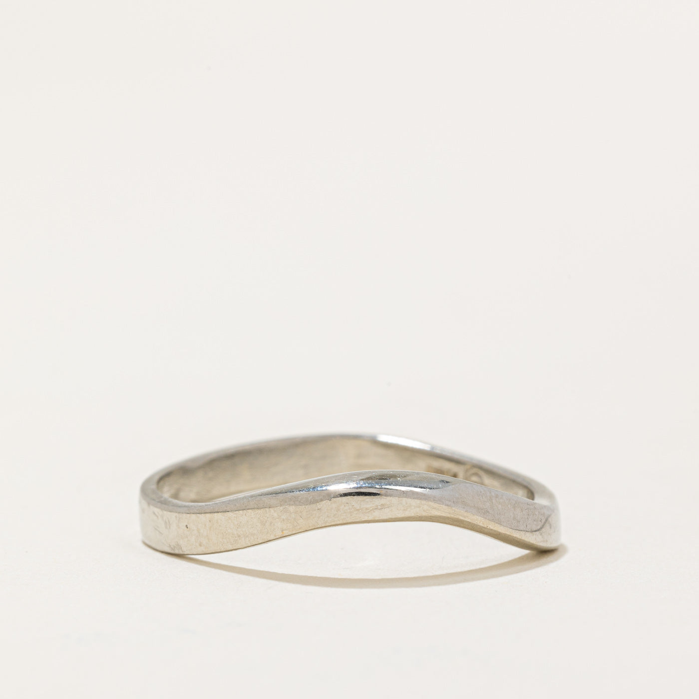 18K White Gold Freeform Ring for Women | Size 7.75 | Handmade Boho Wedding Band, Stackable Ring, Anniversary Gift for Her | Perfect for Daily Wear, Special Occasions & Stacking with Other Rings