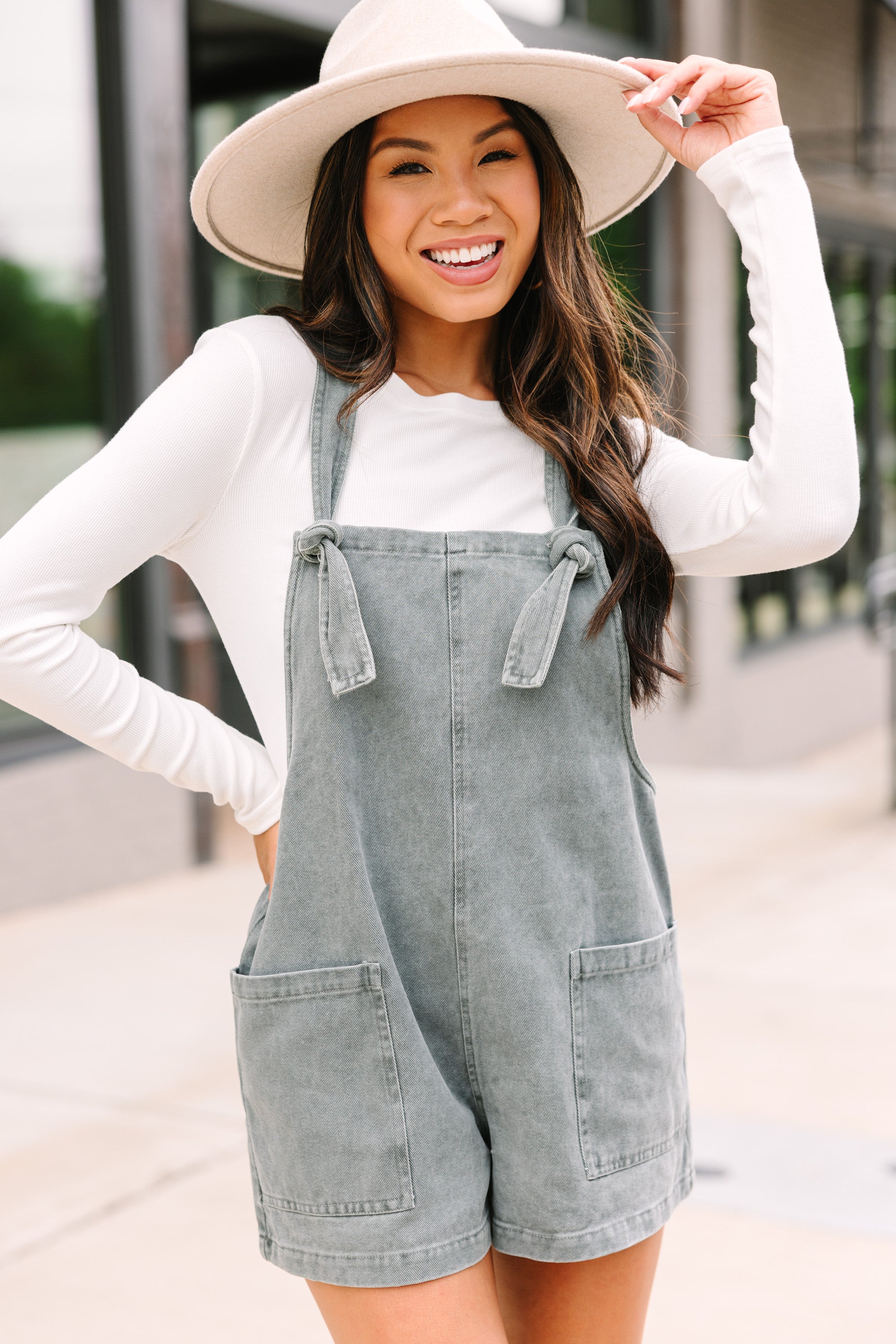 Stylish Gray Denim Overalls for Women & Men - Comfortable Jumpsuit with Pockets for Work, Casual Wear & Outdoor Activities