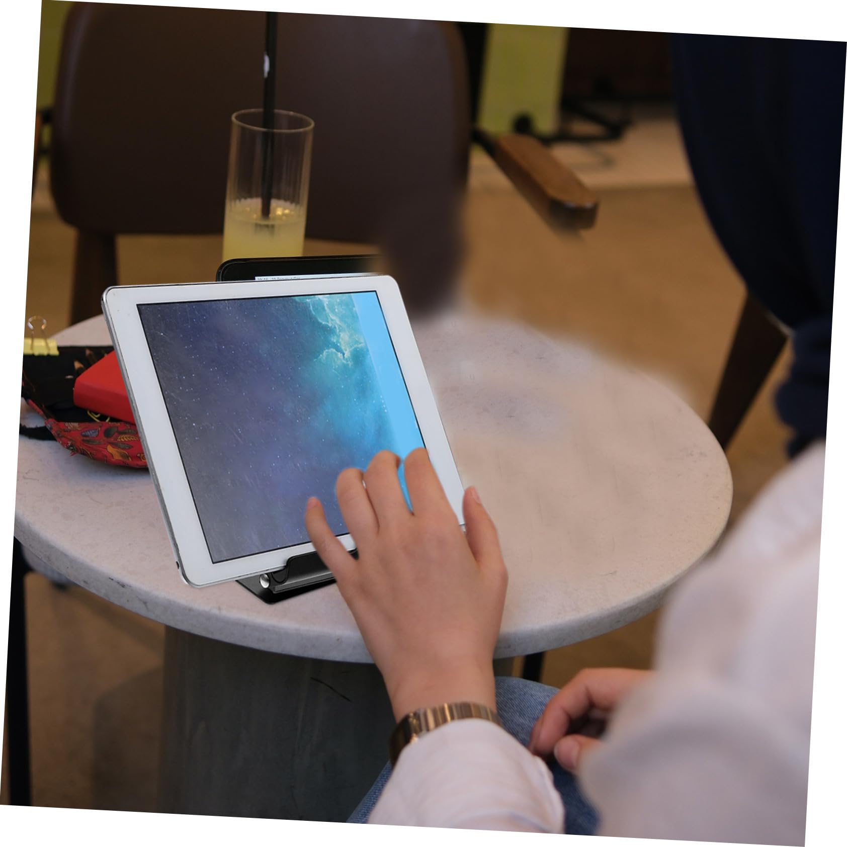 Homoyoyo Adjustable Aluminum Laptop Stand - 360° Rotating Ergonomic Tablet & Phone Holder for Desk - Perfect for Office Work, Home Study & Gaming Setup
