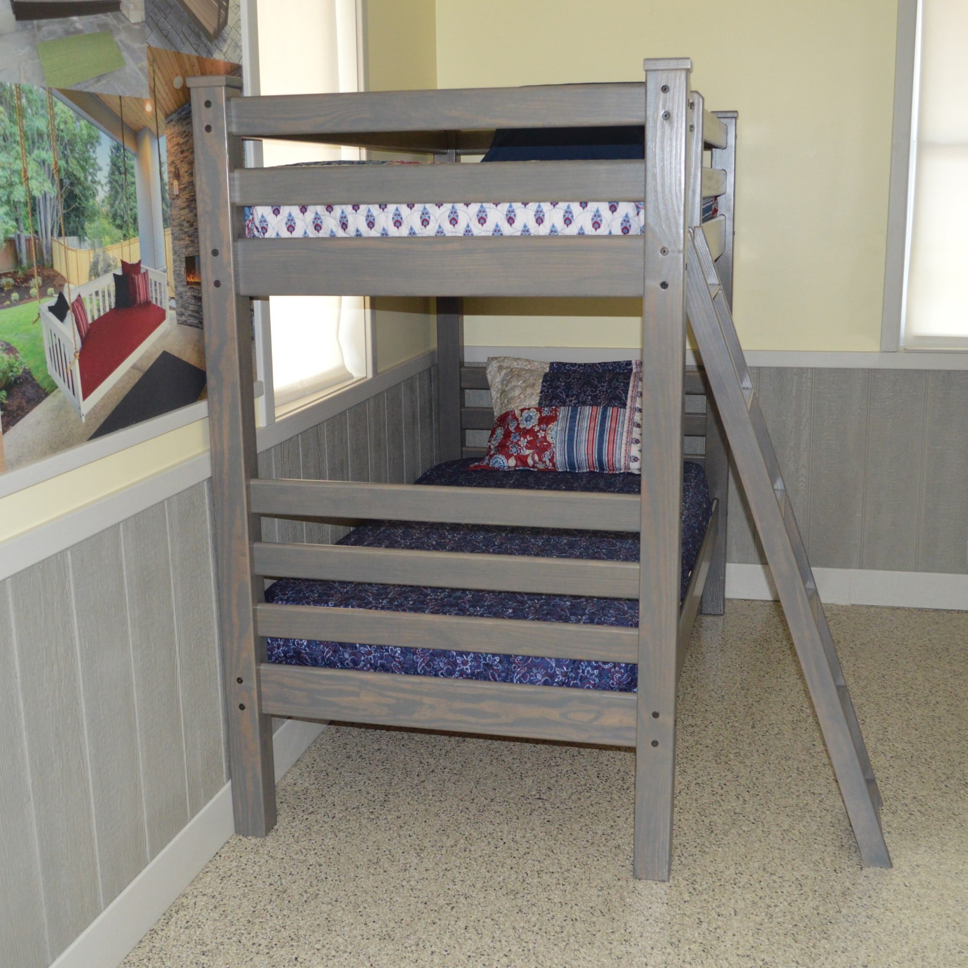 Premium Homestead Bunk Bed - Twin, Full & Queen Size Options | Space-Saving Solution for Kids' Rooms, Guest Rooms & Small Apartments