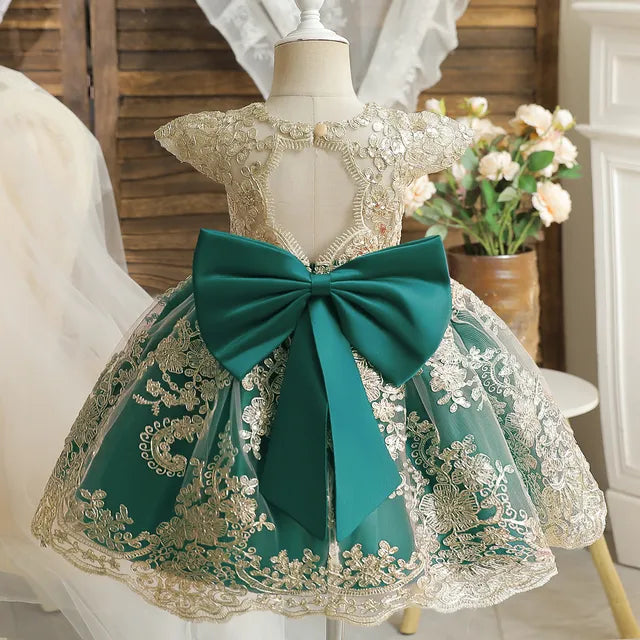 Party Ready Outfits & Accessories for Women - Trendy Dresses, Tops & Jewelry for Night Out, Birthday & Special Events