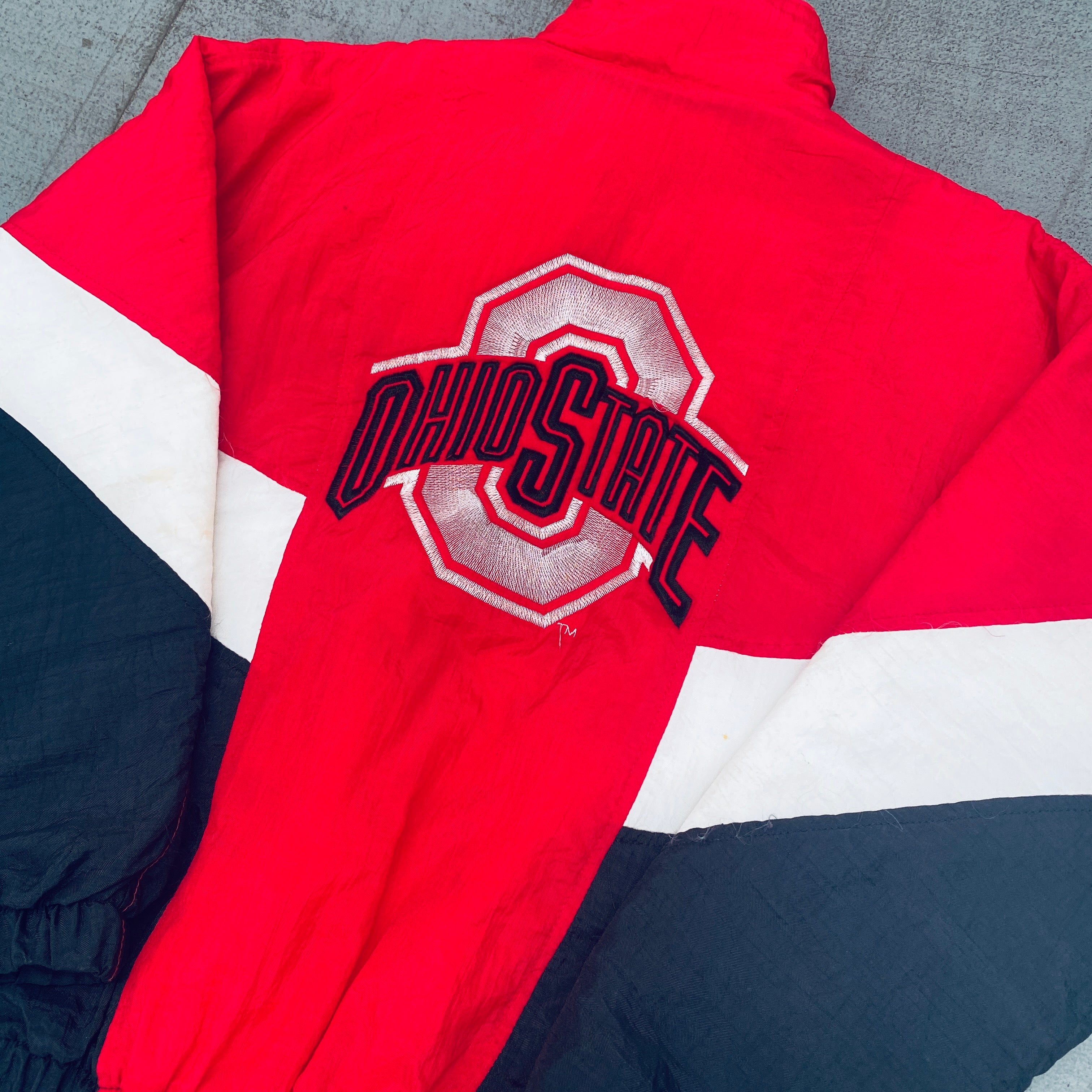 Ohio State Buckeyes 1990s Full-Zip Chevron Jacket for Men & Women - Vintage College Varsity Jacket (XS/S) - Perfect for Game Day, Tailgating & Retro Fashion