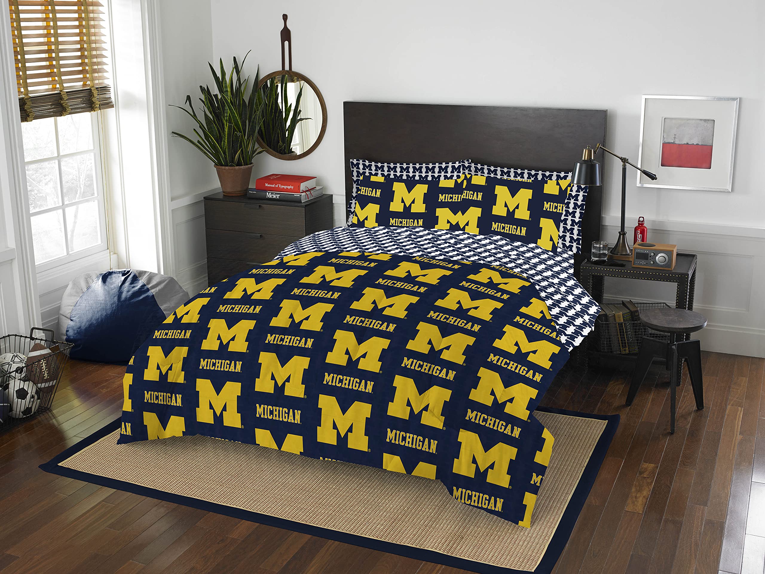 NCAA Northwest Unisex Adult Bed in a Bag Set - 4-Piece Comforter Set with Pillow Shams for College Dorm Room Decor & Home Bedding