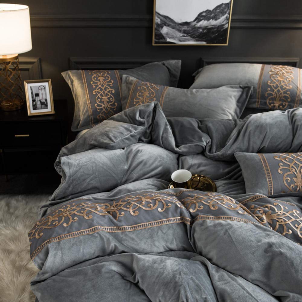 Luxury Queen Size Bed Sheet Set - Ultra Soft & Warm Crystal Velvet 4-Piece Bedding (200x230cm) in Elegant Purple - Perfect for Winter Nights & Cozy Home Decor