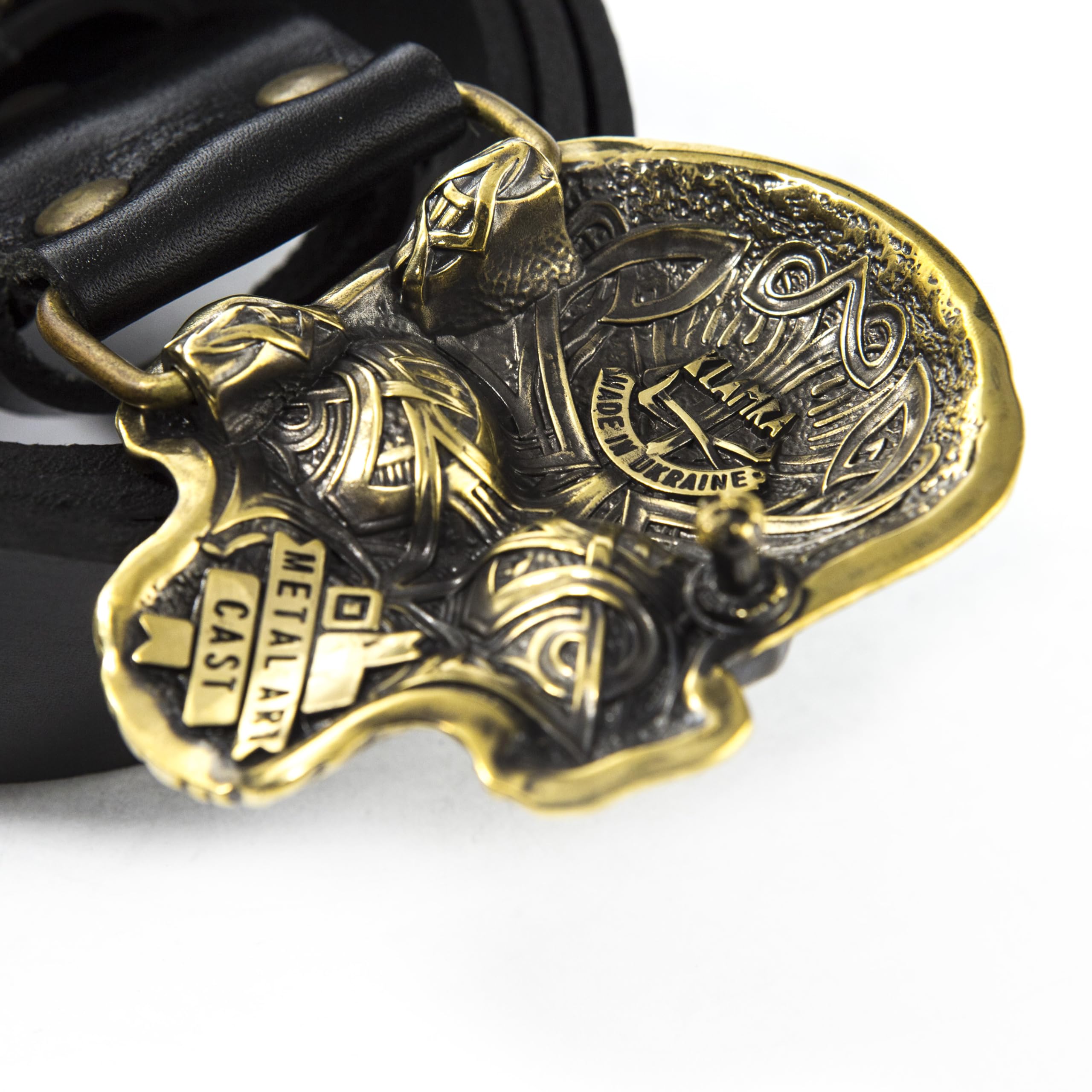 Men's Genuine Leather Belt with Solid Brass Skull Buckle - 1.5