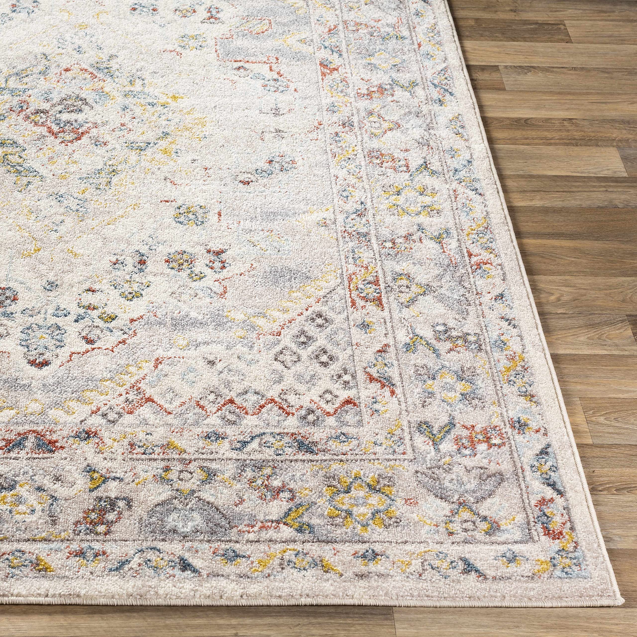 Hauteloom Newkirk Traditional Round Area Rug 6'7