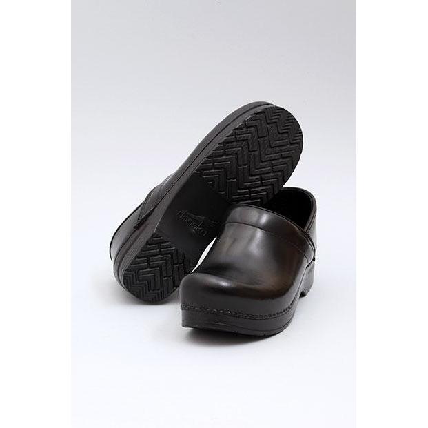 DANSKO Professional Black Box Wide Clogs for Women - Slip-Resistant Work Shoes for Nurses, Chefs & Healthcare Workers - Comfortable & Supportive Footwear for Long Shifts