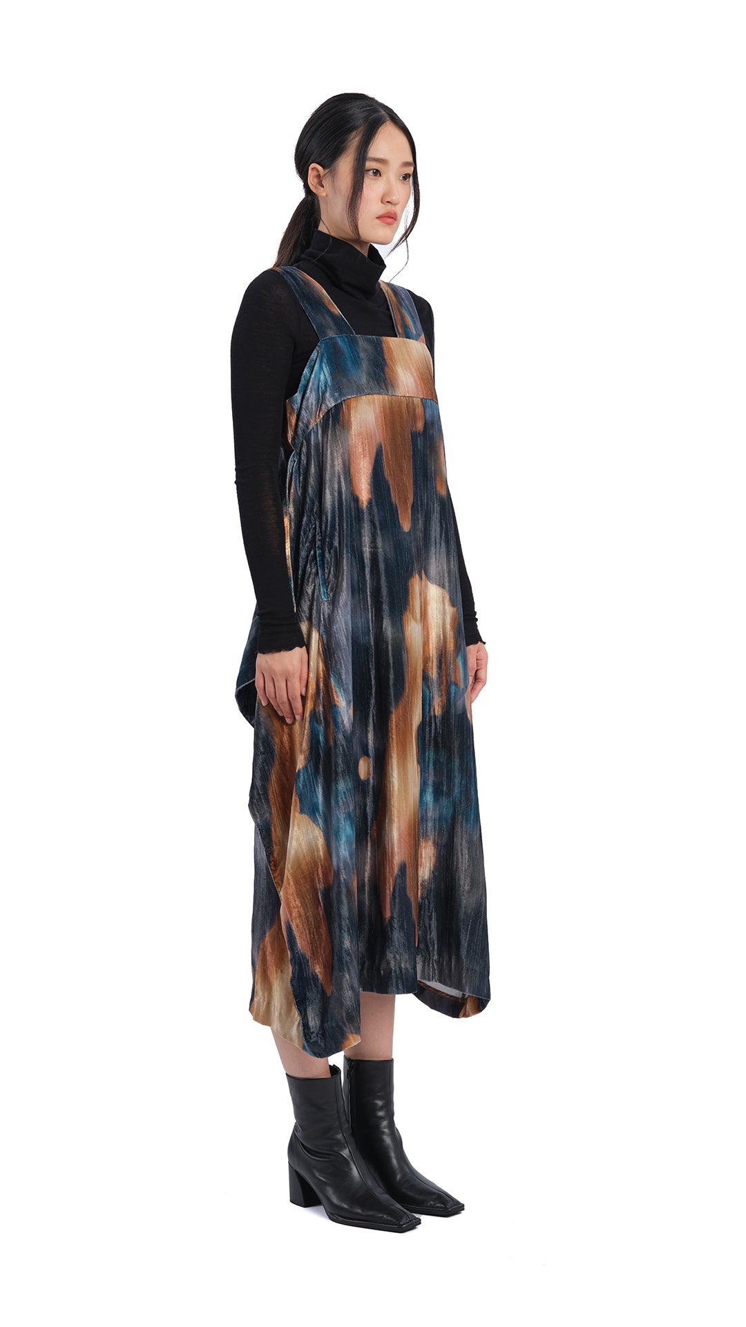 Stylish Watercolor Graphic Velour Printed Dress for Women - Elegant Flowy Maxi Dress for Casual Outings, Beach Vacations & Summer Parties