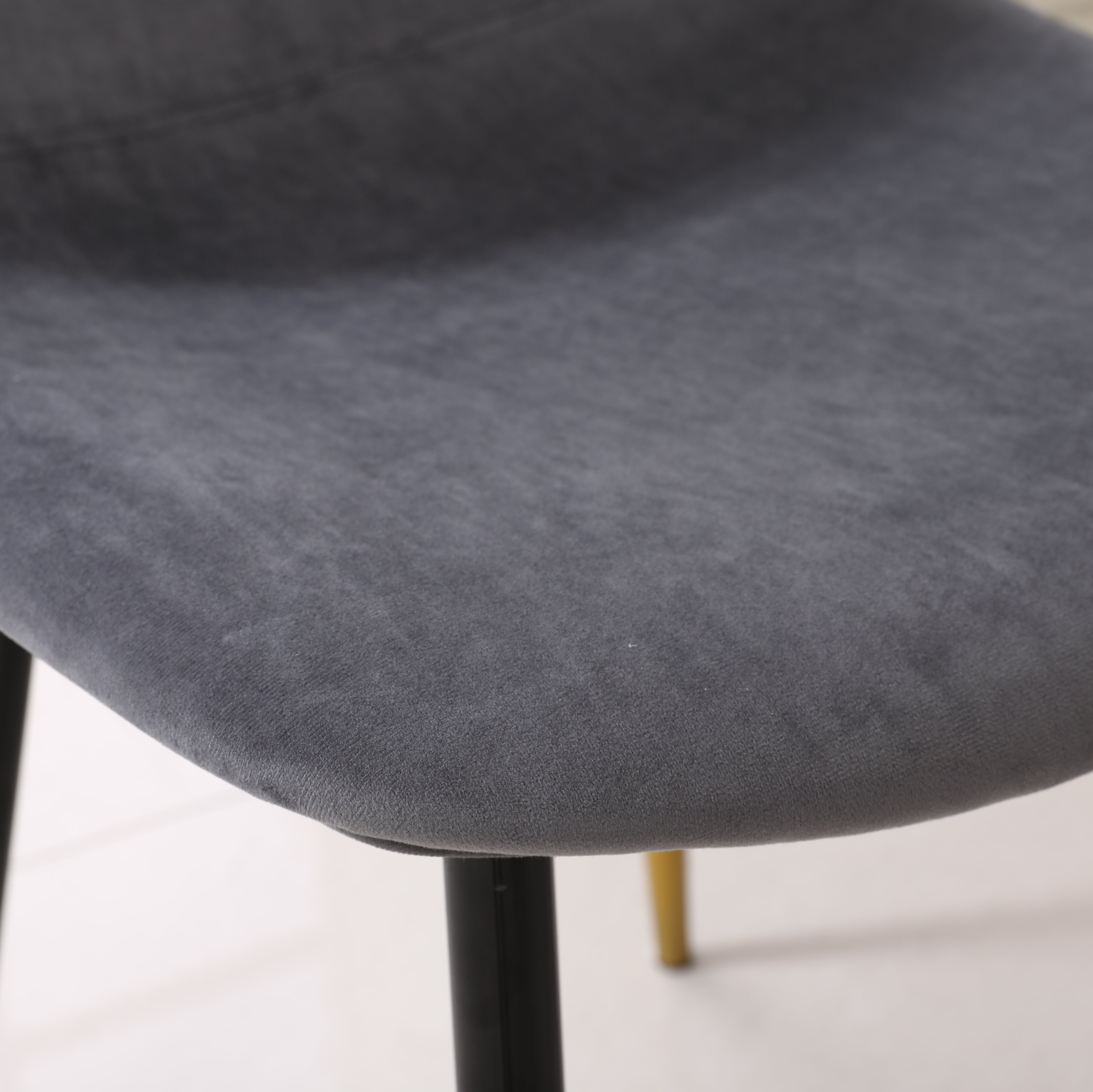 Roundhill Furniture Lassan Modern Fabric Dining Chairs - Set of 4 Gray Upholstered Side Chairs for Kitchen, Dining Room & Home Office - Comfortable Contemporary Seating Solution