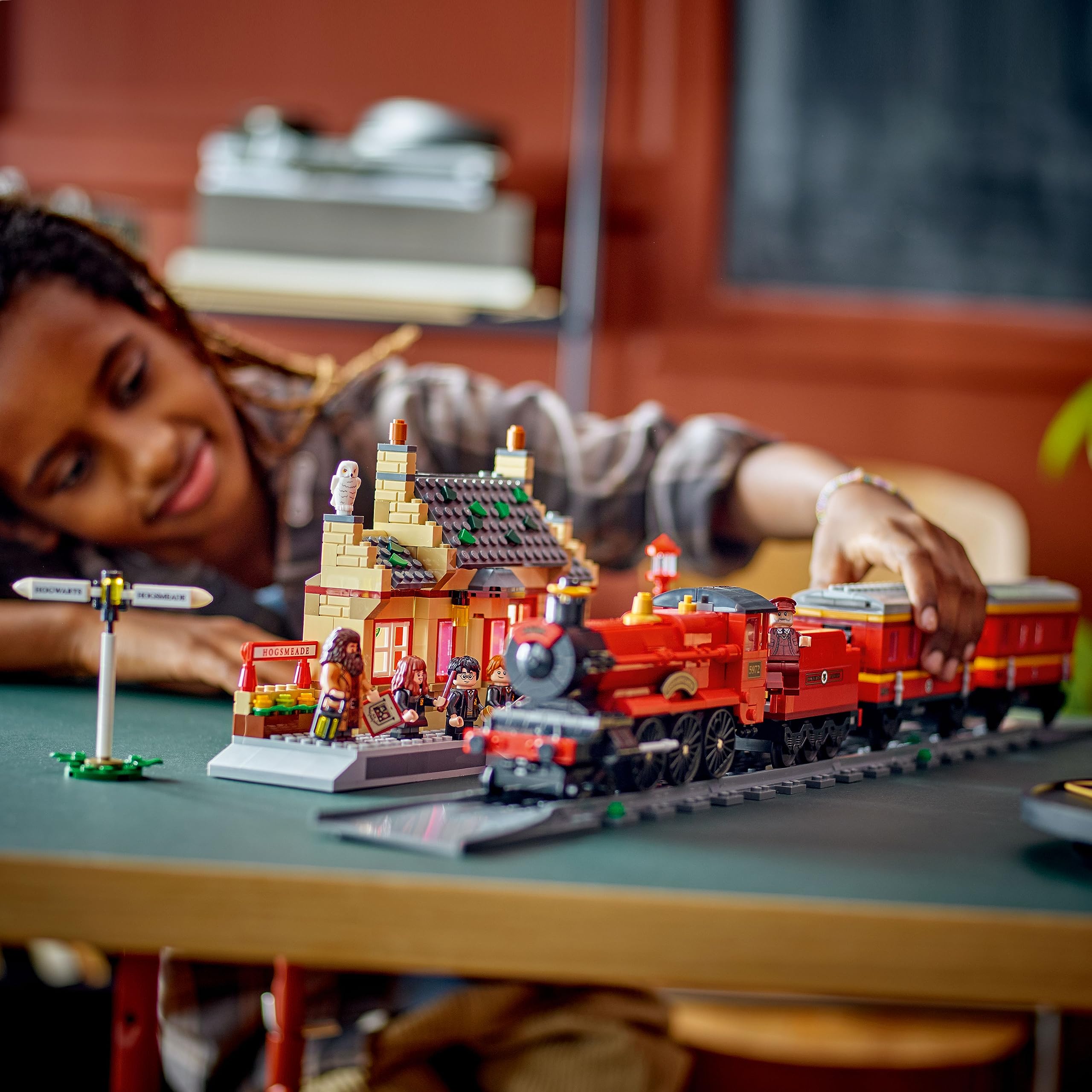 LEGO Harry Potter Hogwarts Express & Hogsmeade Station 76423 Building Set - Collectible Train Model with 8 Minifigures, Tracks & Ticket Office - Perfect Gift for Kids 8+ | Harry Potter Toys for Creative Play & Display