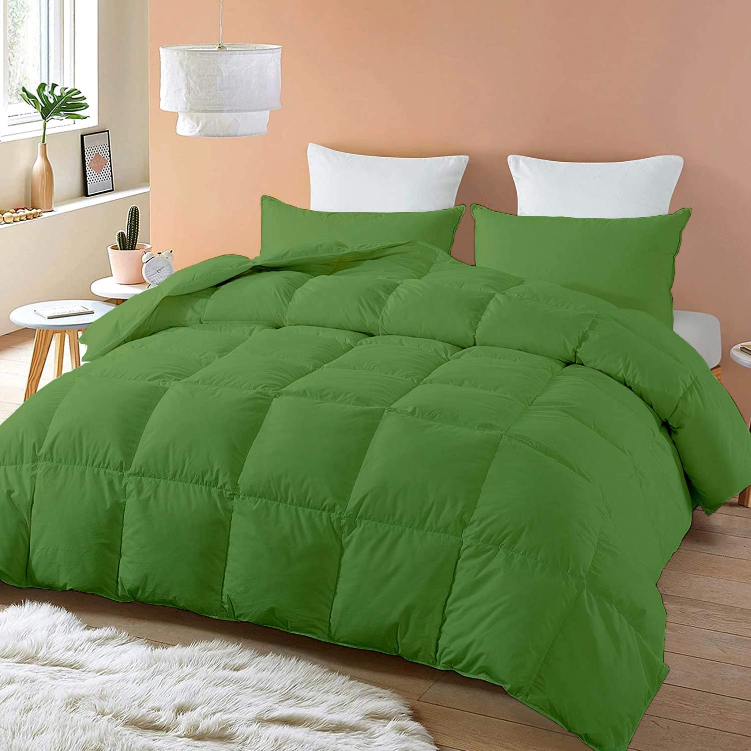 Luxury Oversized Queen Size Hotel Quality Ultra Soft Organic Cotton All-Season Quilted Comforter with Corner Tabs - Box Stitched Down Alternative 400 GSM 800 Thread Count Bedding - Perfect for Master Bedroom, Guest Room & Cozy Home Decor (Moss Green)