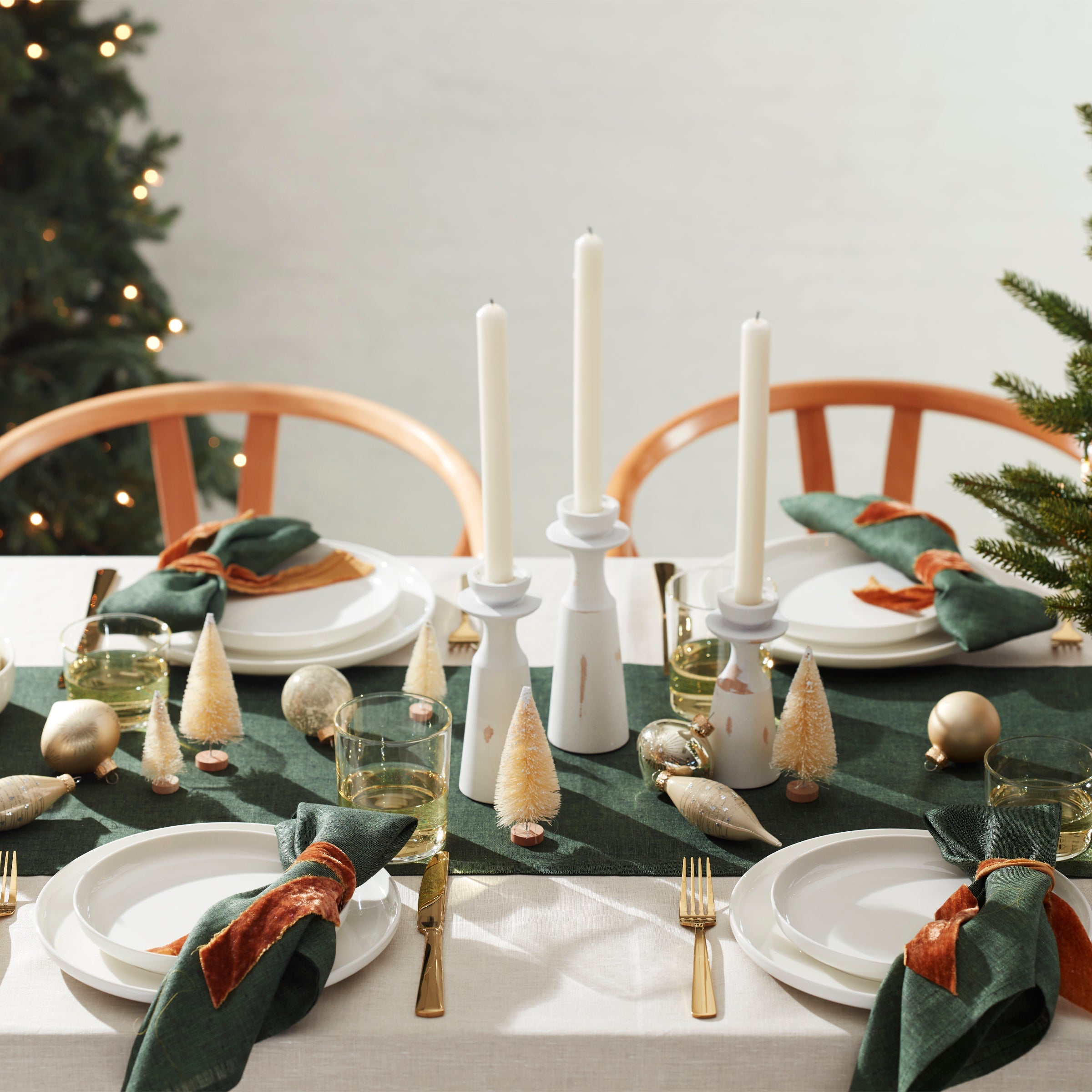 24-Piece White Dinnerware Set for 12 - Elegant Porcelain Plates, Bowls & Mugs - Perfect for Family Dinners, Parties & Restaurant Use
