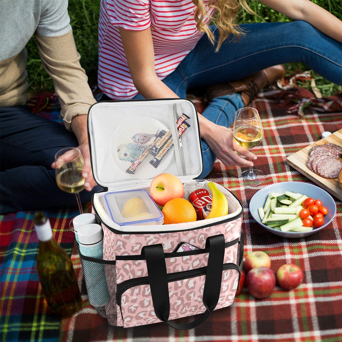 ALAZA Grunge Leopard Print Pink Large Insulated Cooler Lunch Bag - Waterproof Picnic Cooler for Camping, Beach, BBQ & Outdoor Activities | Perfect for Work, School & Family Outings